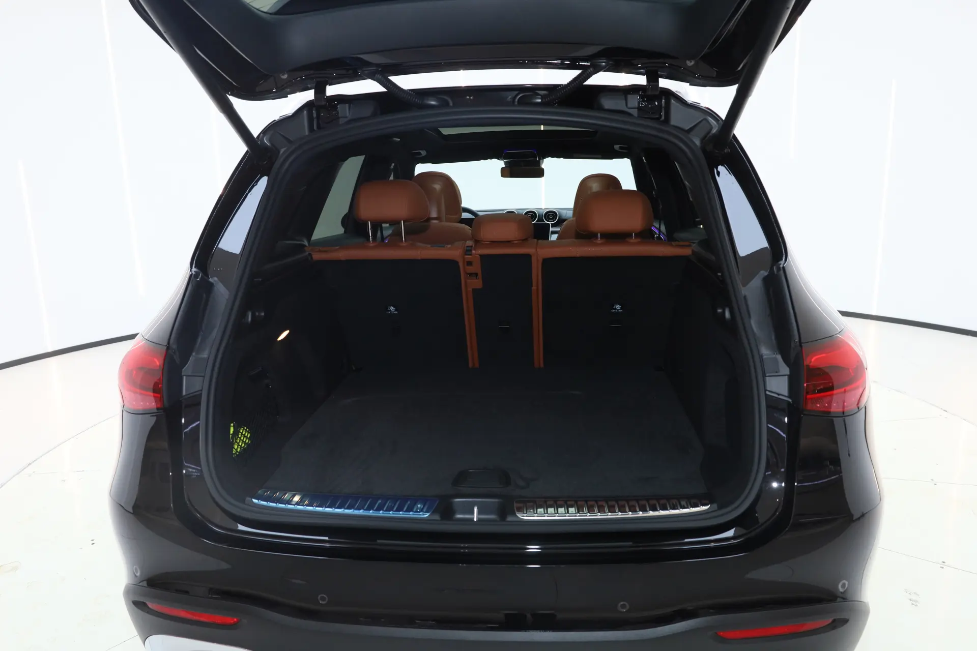 Mercedes-Benz GLC 260 L, 2025 13