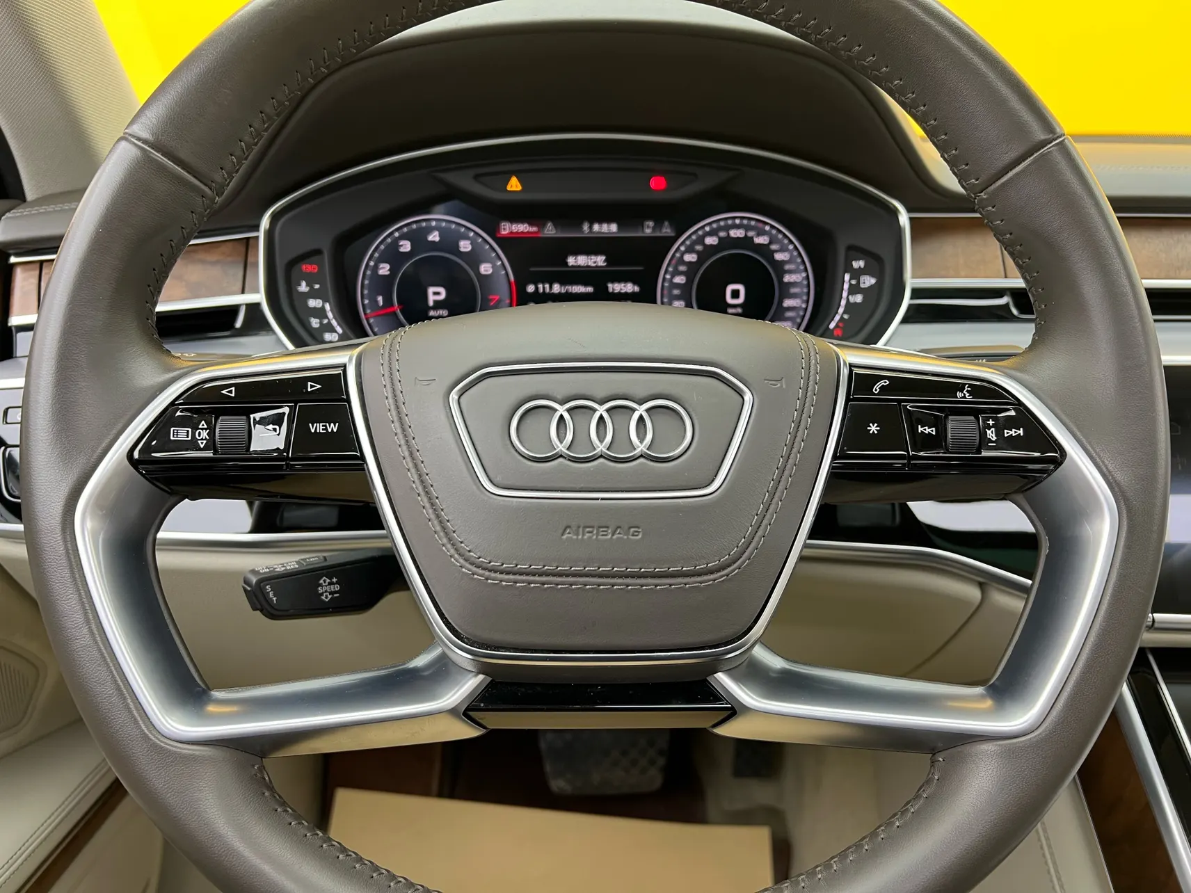 Audi A8L 55 TFSI, 2020 15