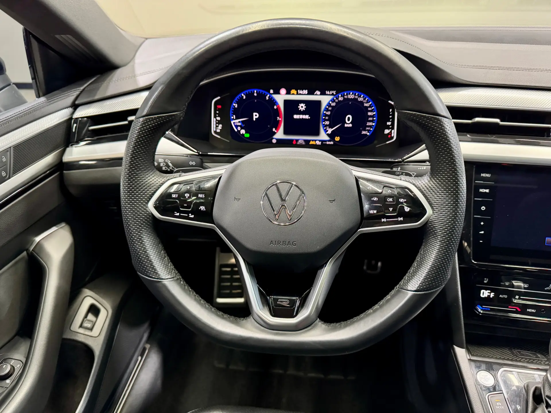 Volkswagen CC, 2024 17