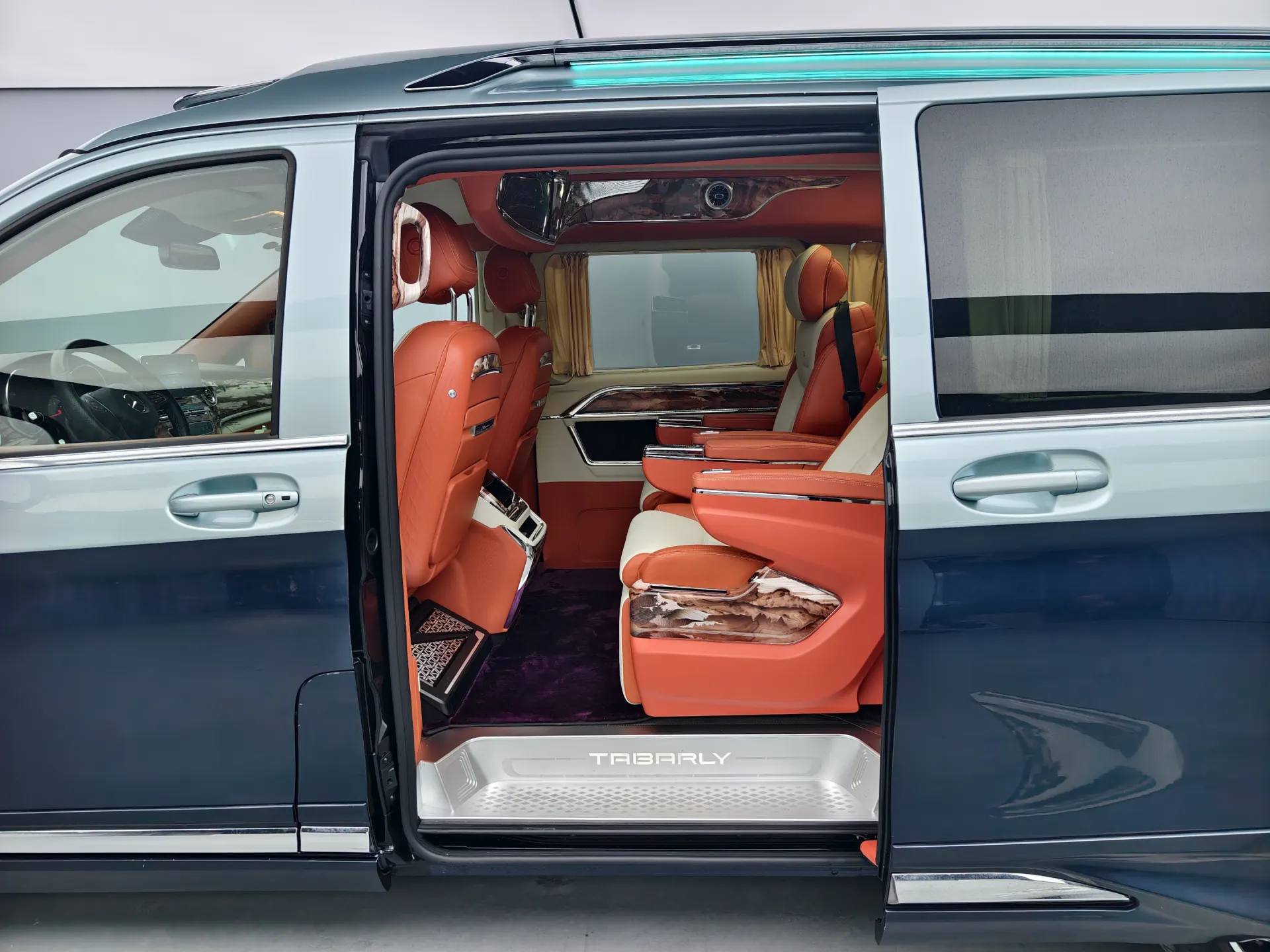 Mercedes-Benz V, 2022 6
