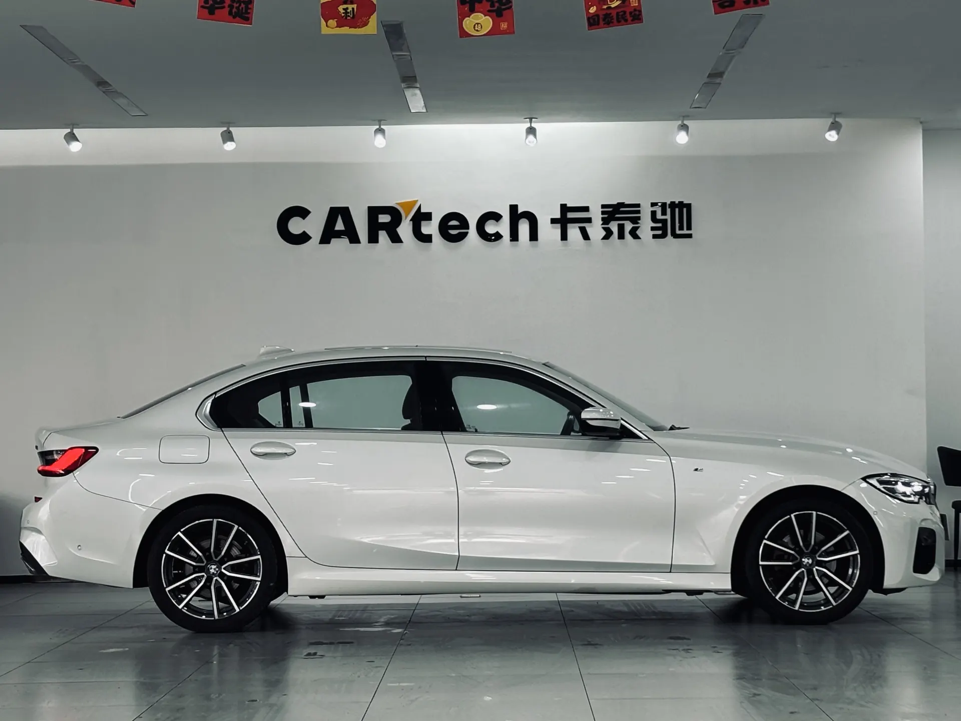 BMW 325Li, 2021 3