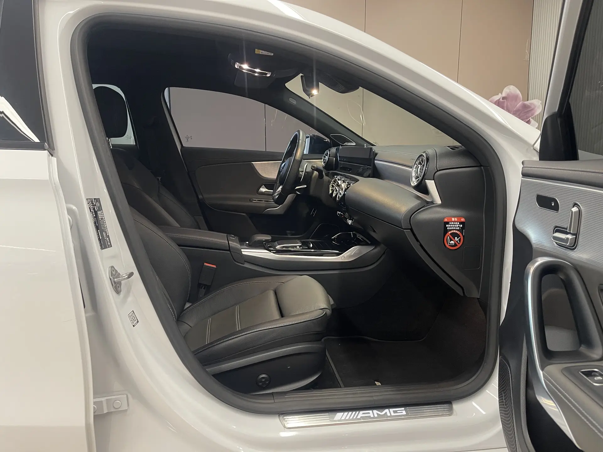 Mercedes-Benz A 35 L, 2021 20