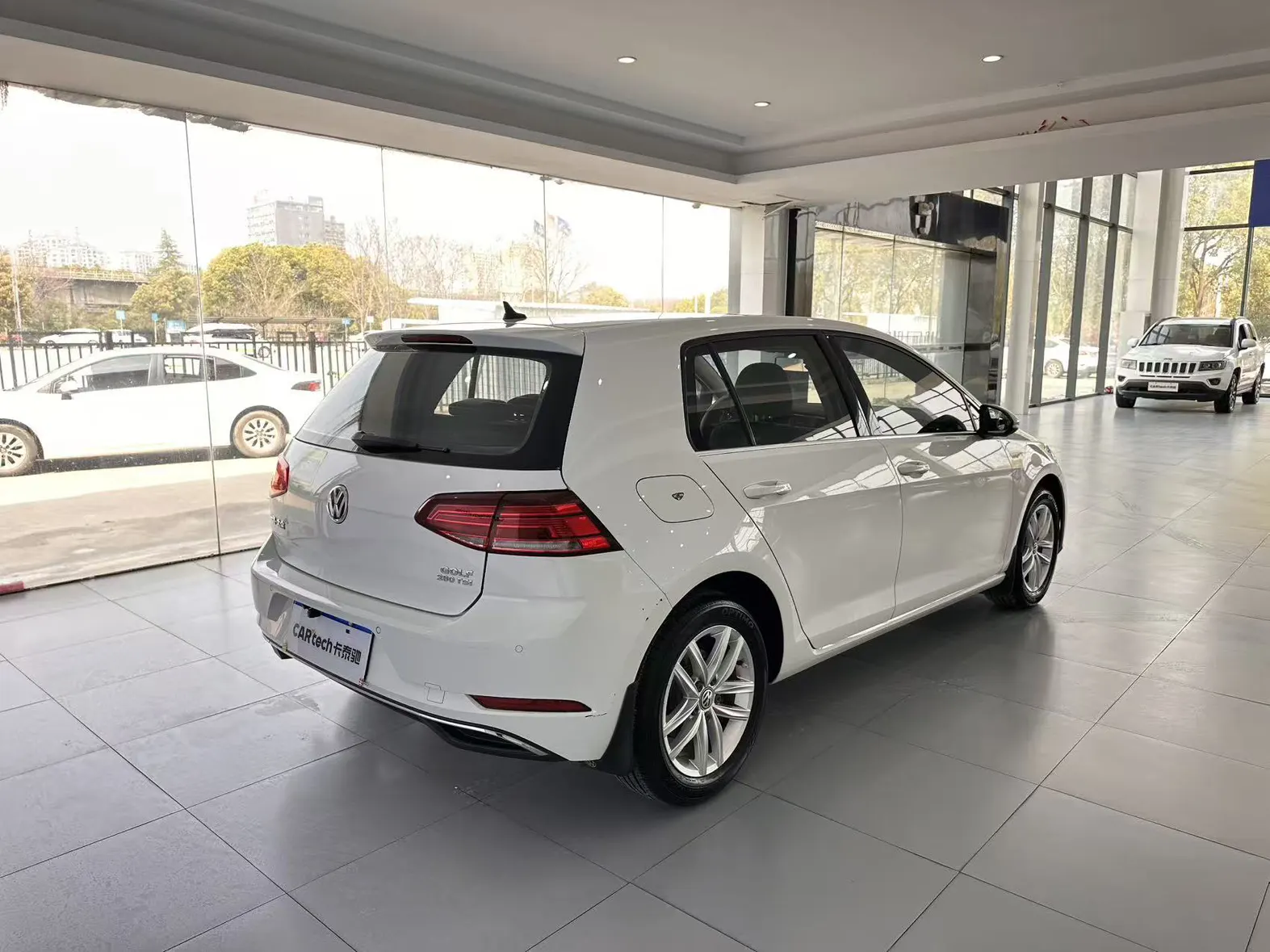 Volkswagen Golf, 2019 4