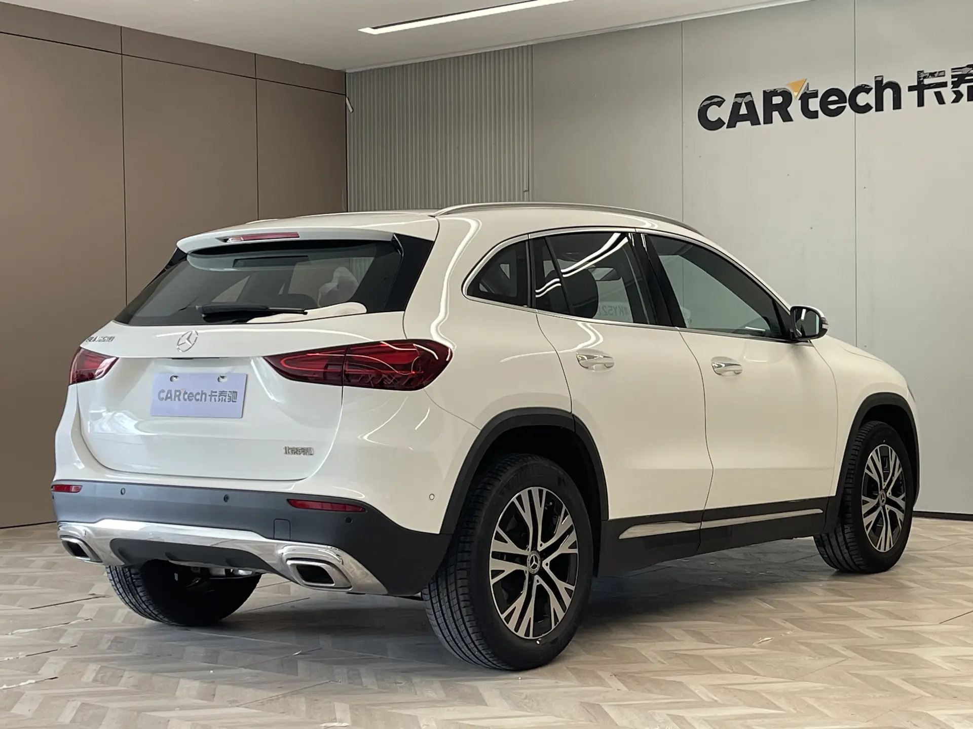 Mercedes-Benz GLA 220, 2024 4