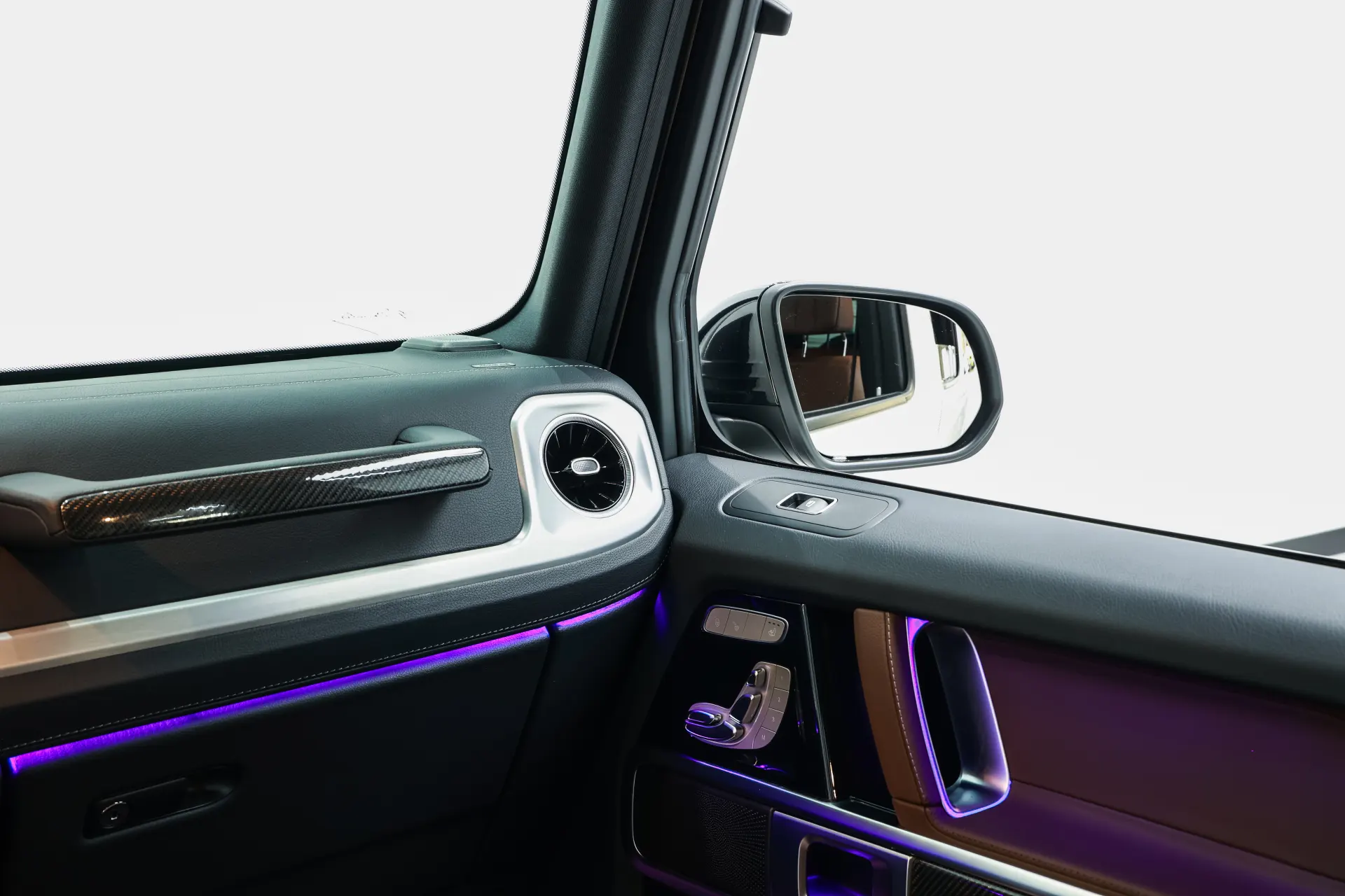 Mercedes-Benz G 350 d, 2023 21