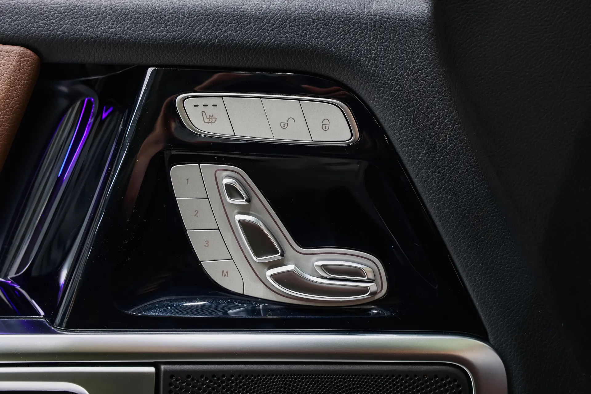 Mercedes-Benz G 350 d, 2023 19