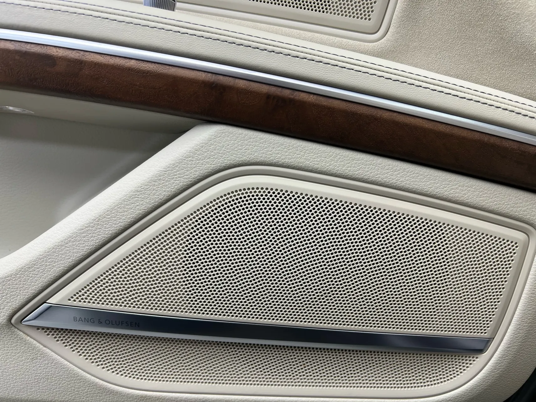 Audi A8L 55 TFSI, 2020 34