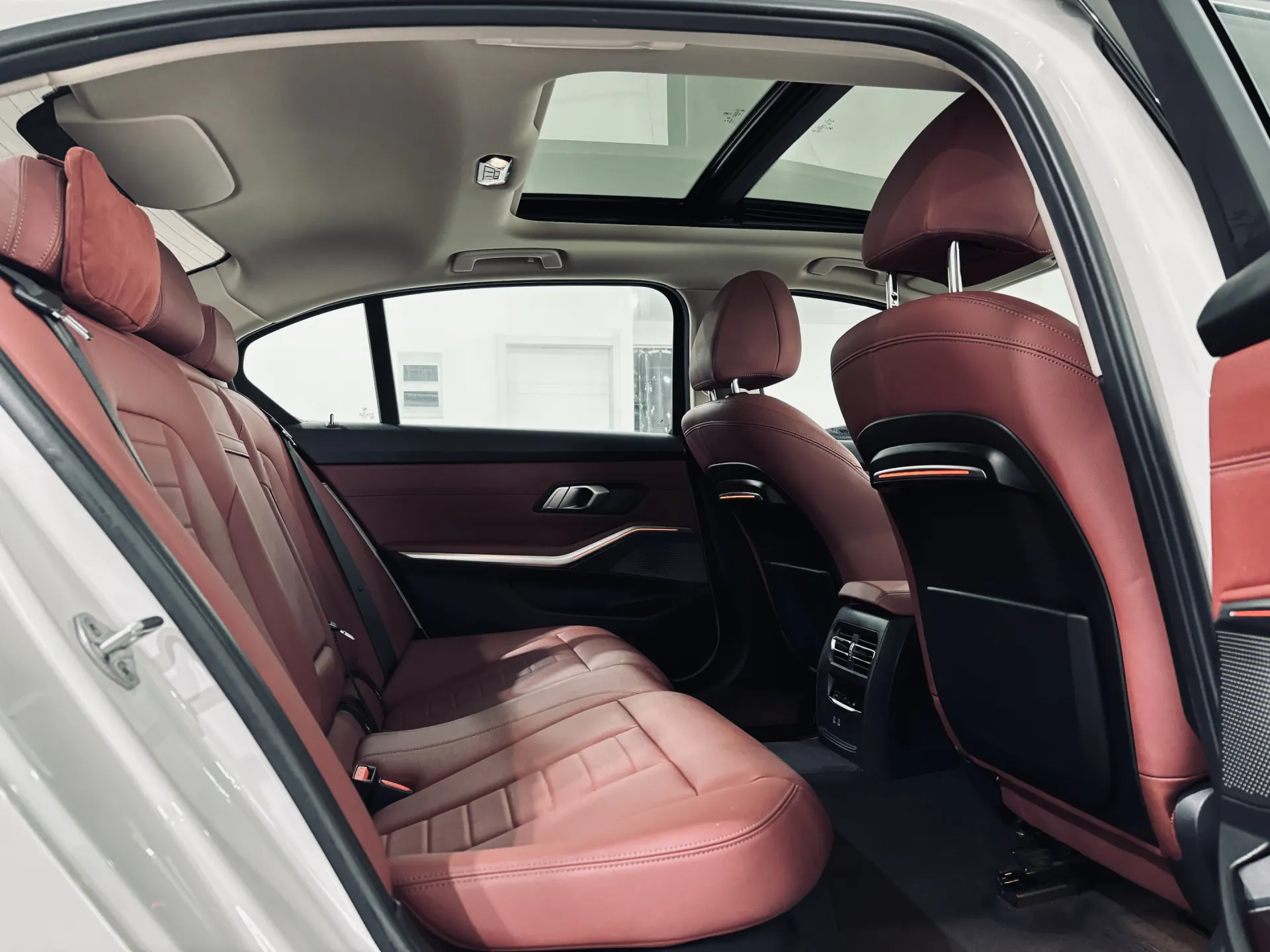BMW 325Li, 2021 13