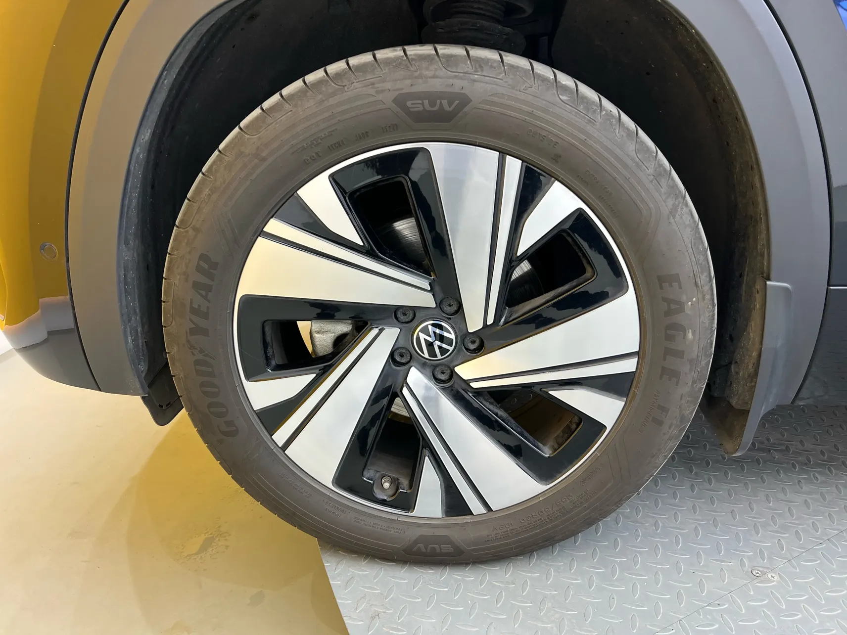 Volkswagen Teramont X, 2025 11