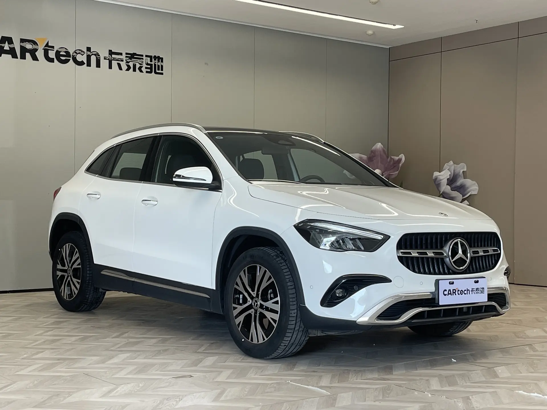 Mercedes-Benz GLA 220, 2024 3