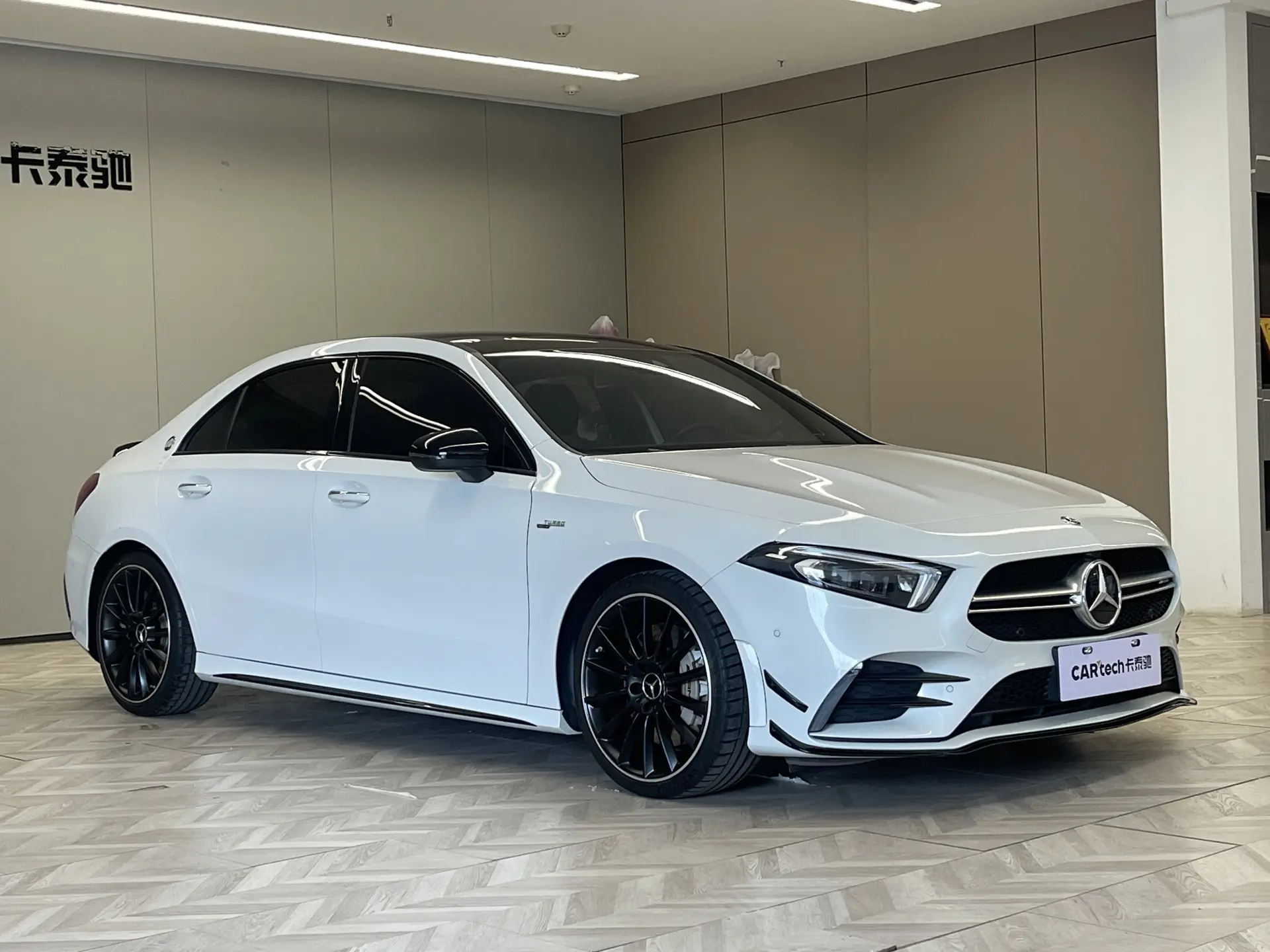 Mercedes-Benz A 35 L, 2021 3