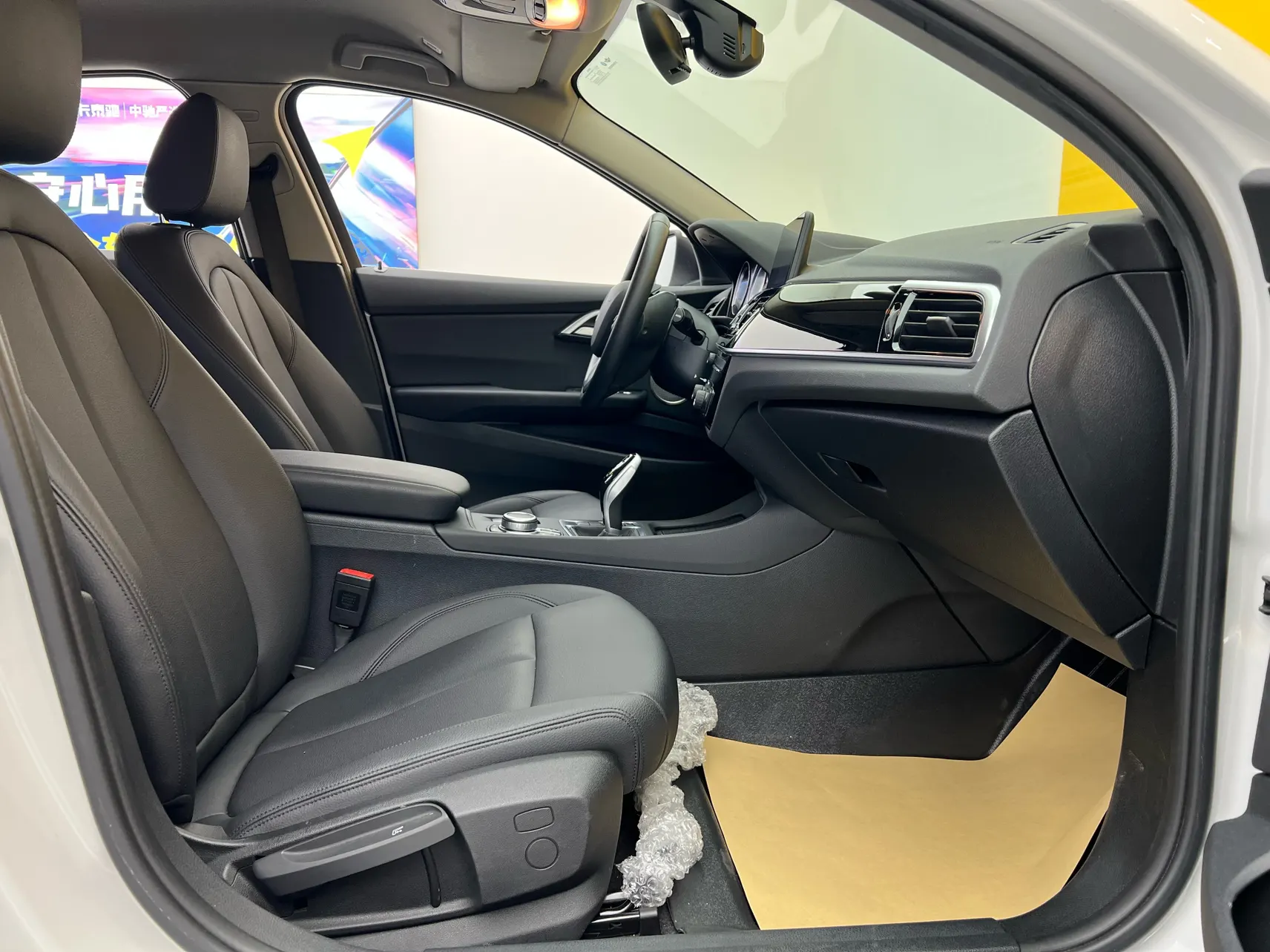 BMW 120i, 2021 21