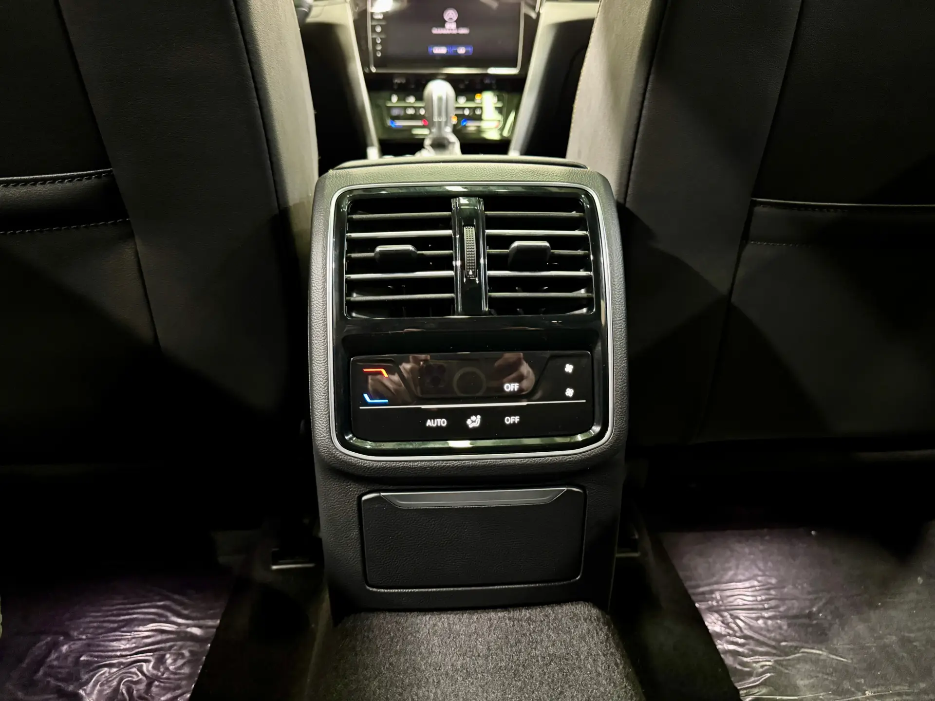 Volkswagen CC, 2024 26