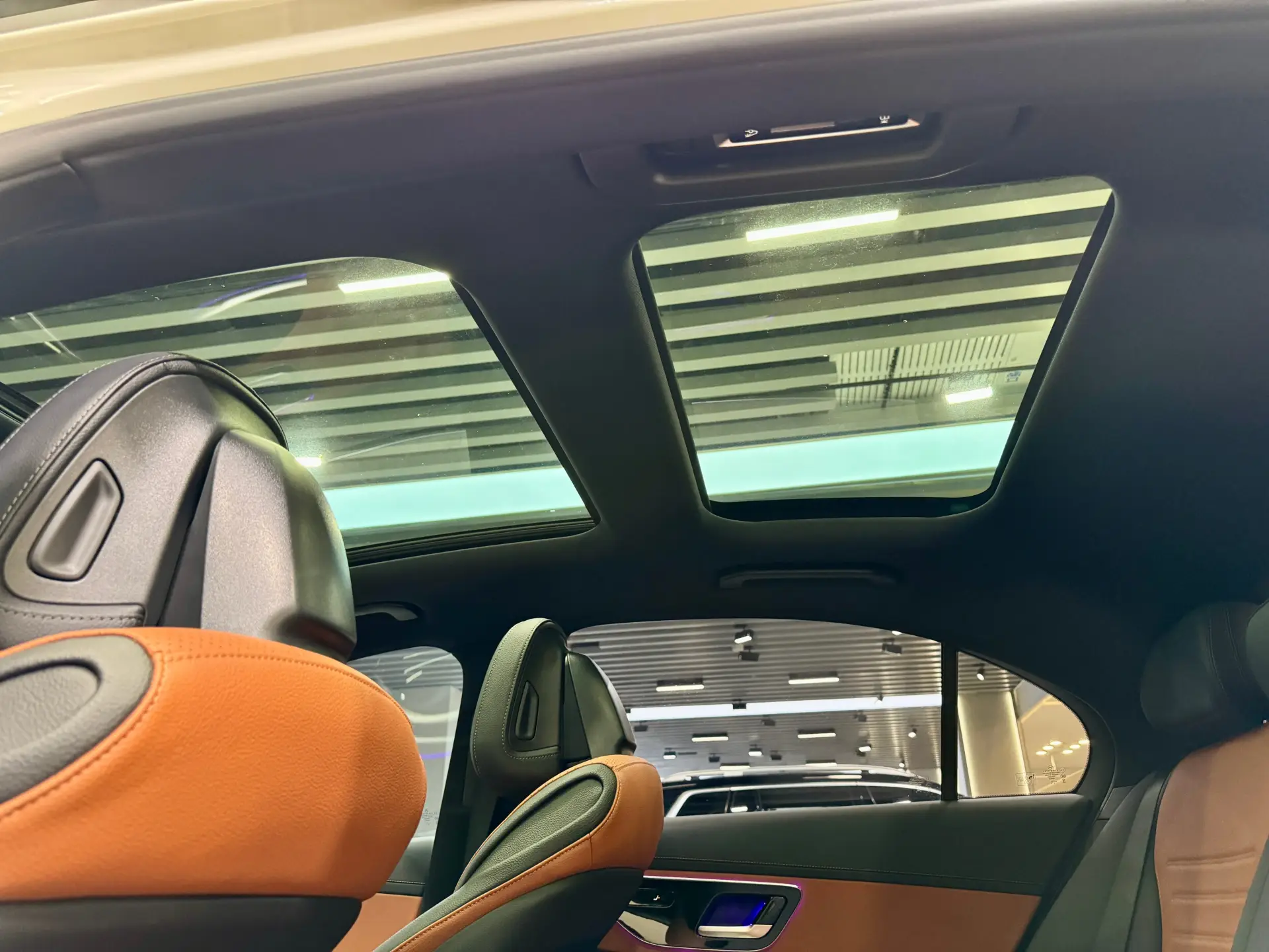 Mercedes-Benz C 260 L, 2023 29