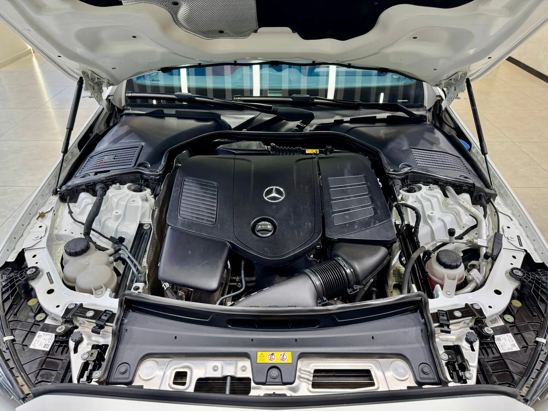 Mercedes-Benz C 260 L, 2023 27