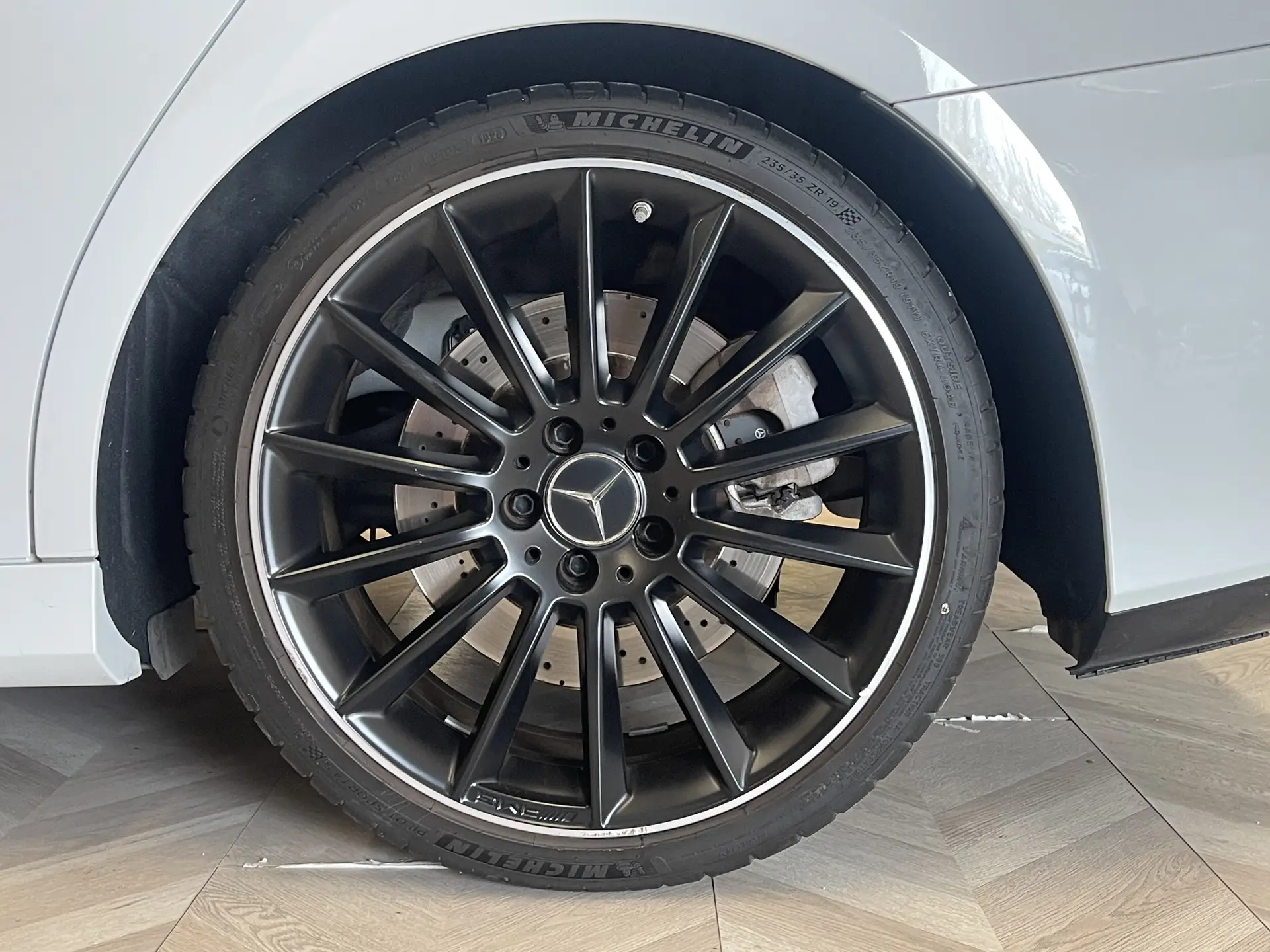 Mercedes-Benz A 35 L, 2021 9