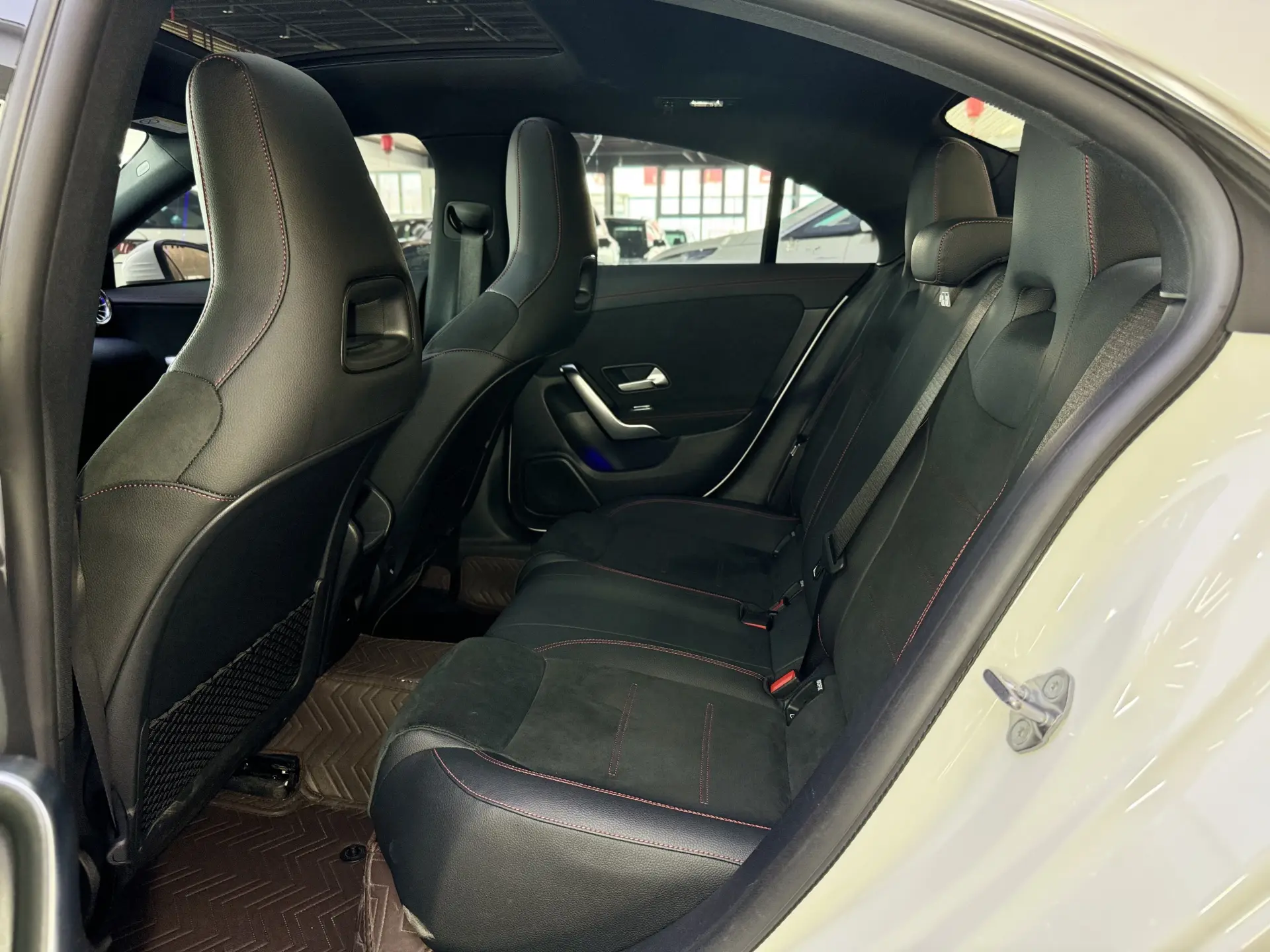 Mercedes-Benz CLA 200, 2021 19
