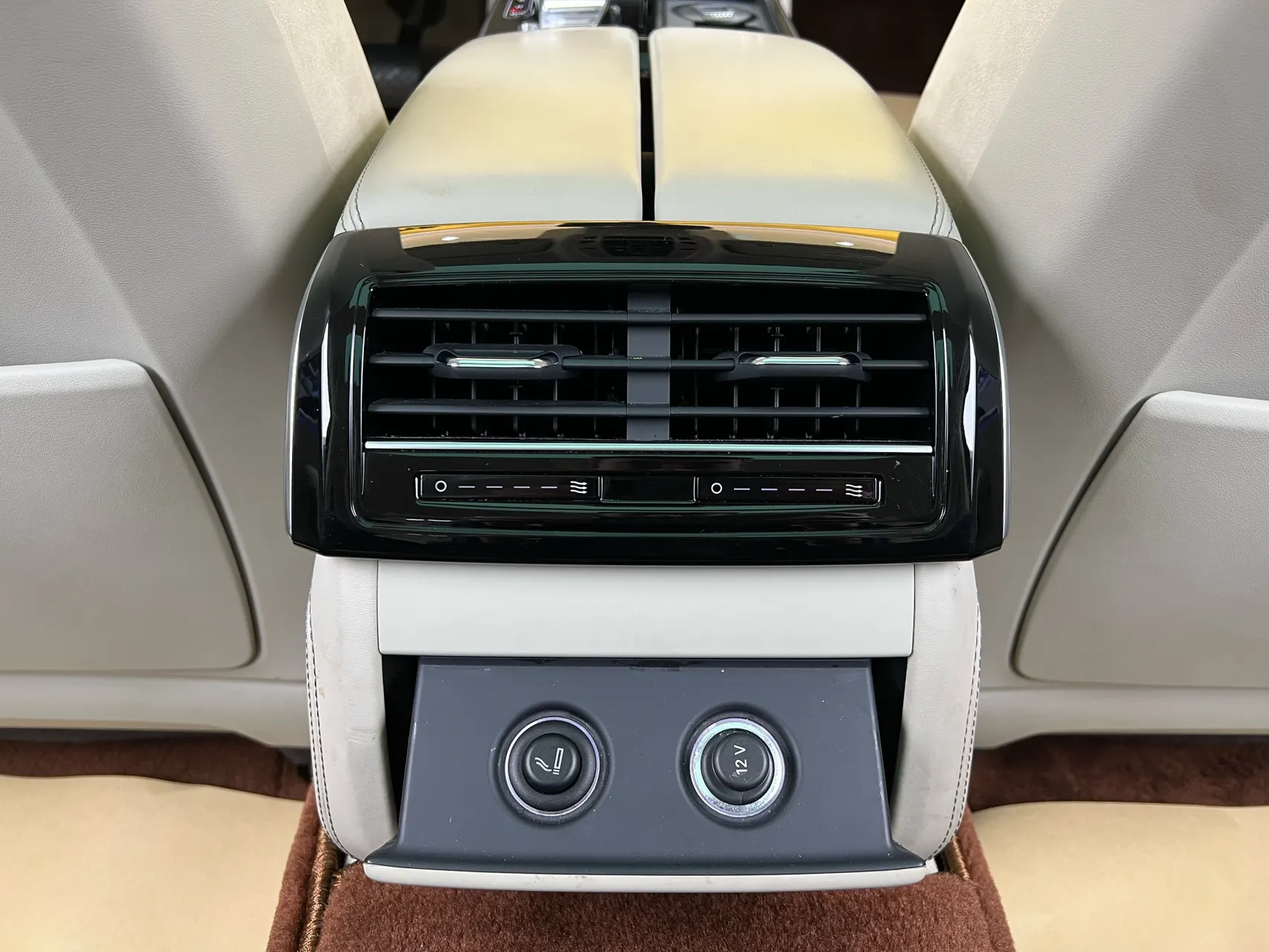 Audi A8L 55 TFSI, 2020 30