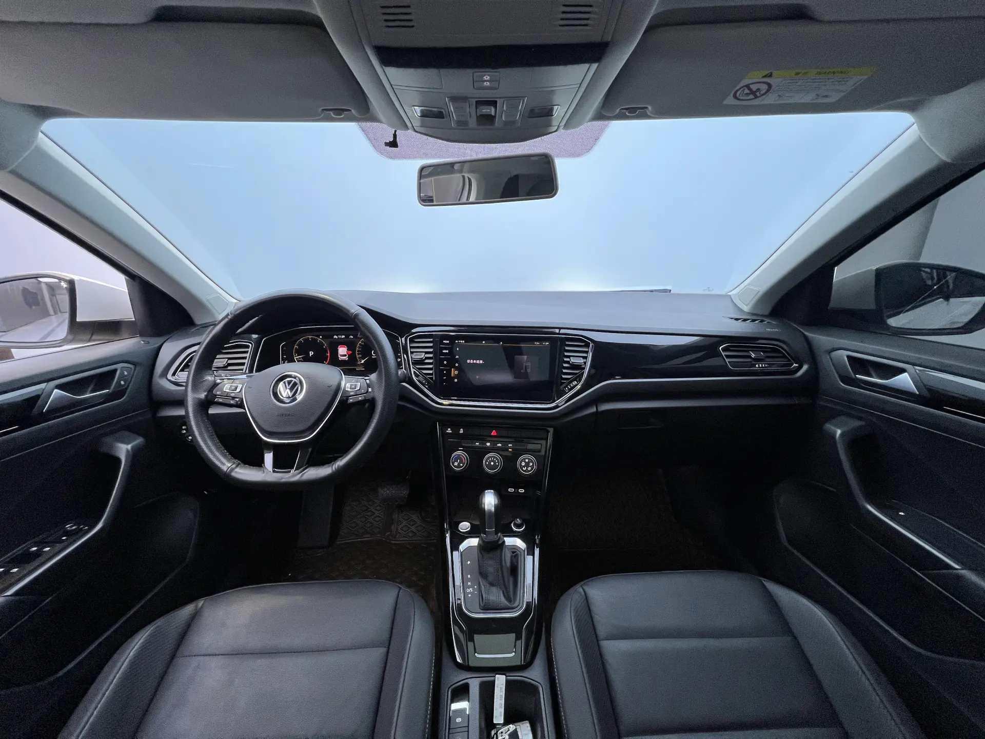 Volkswagen T-ROC, 2022 23