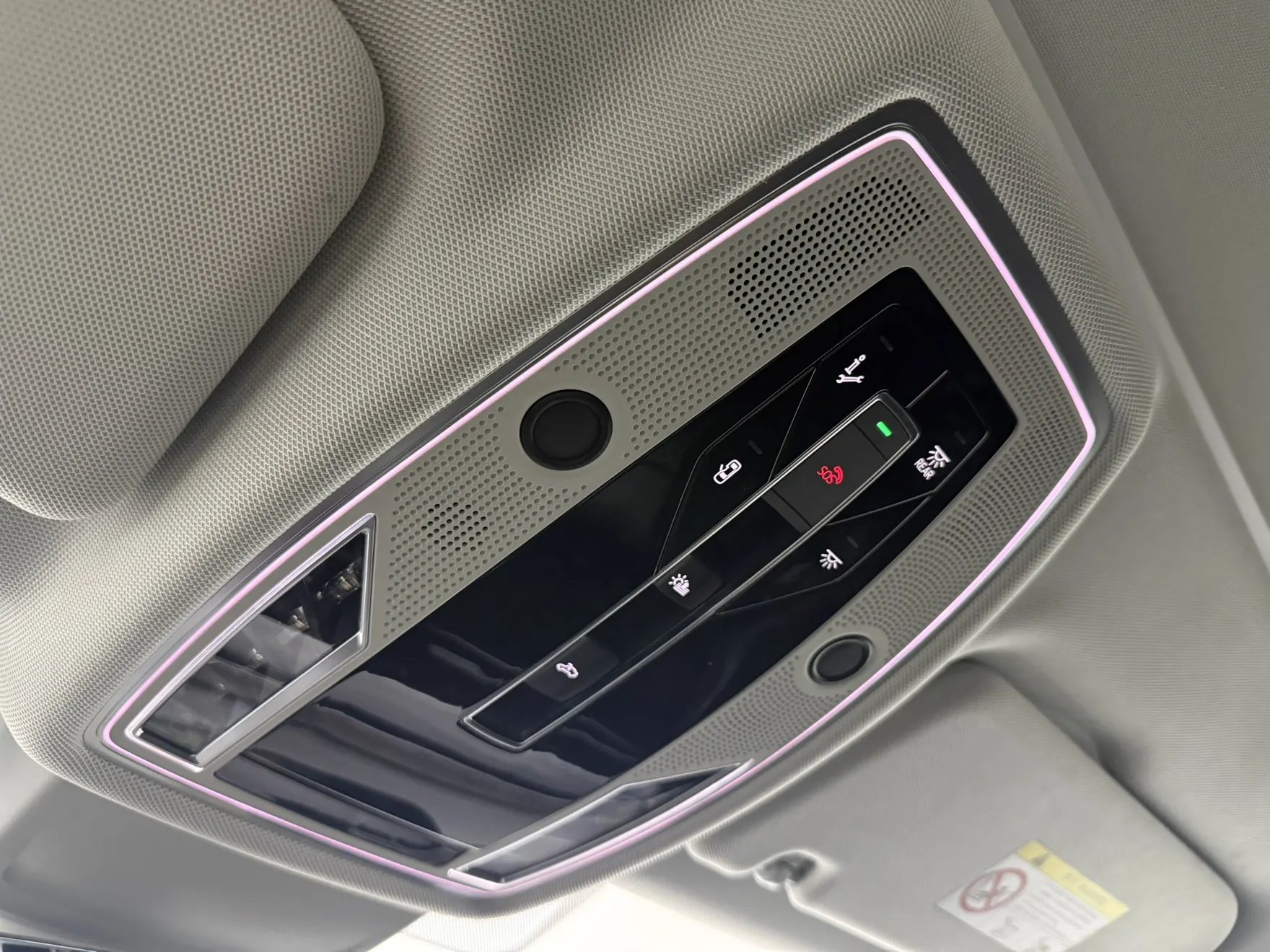 Audi A8L 50 TFSI, 2023 17
