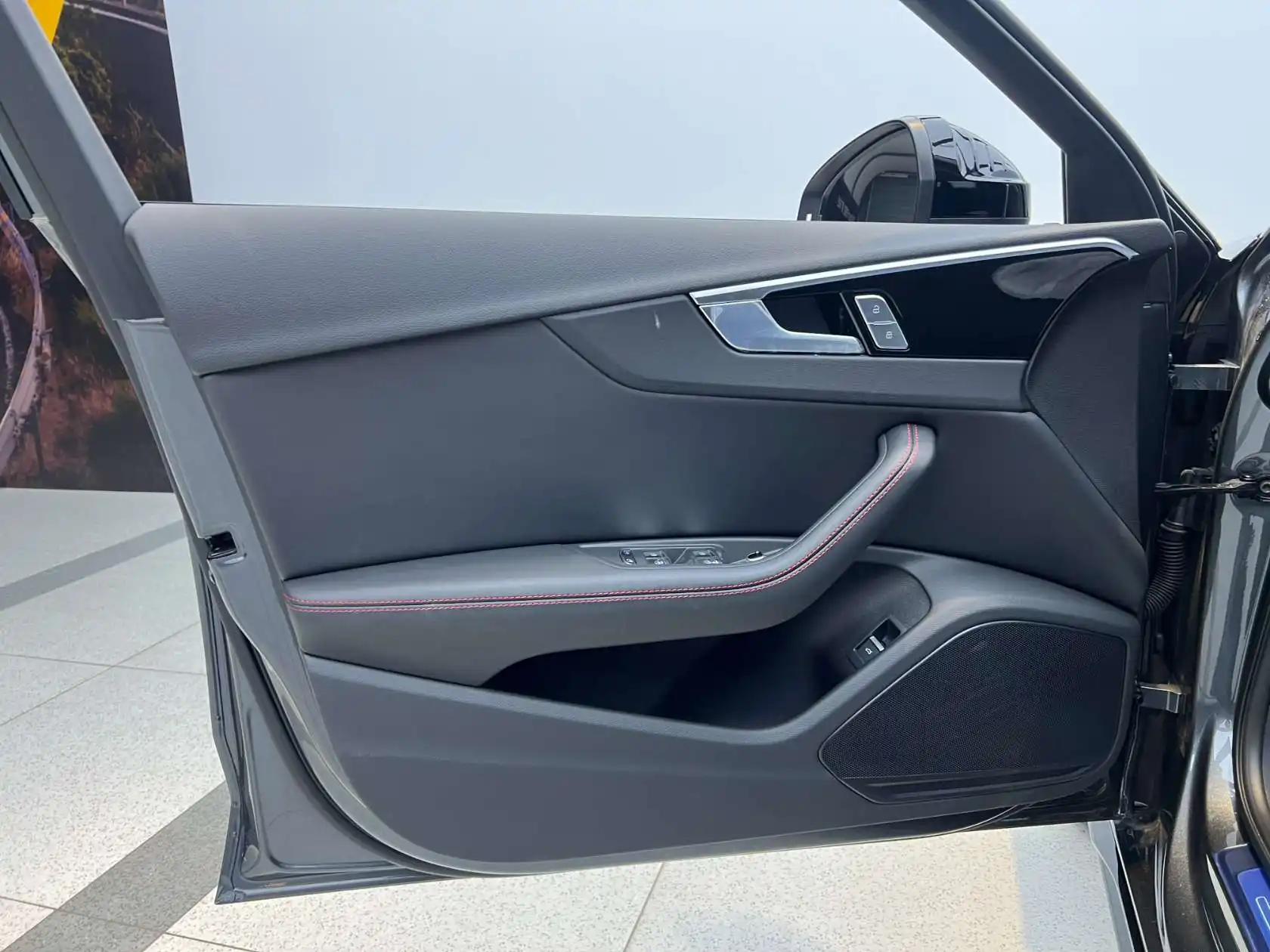Audi A4L, 2025 9