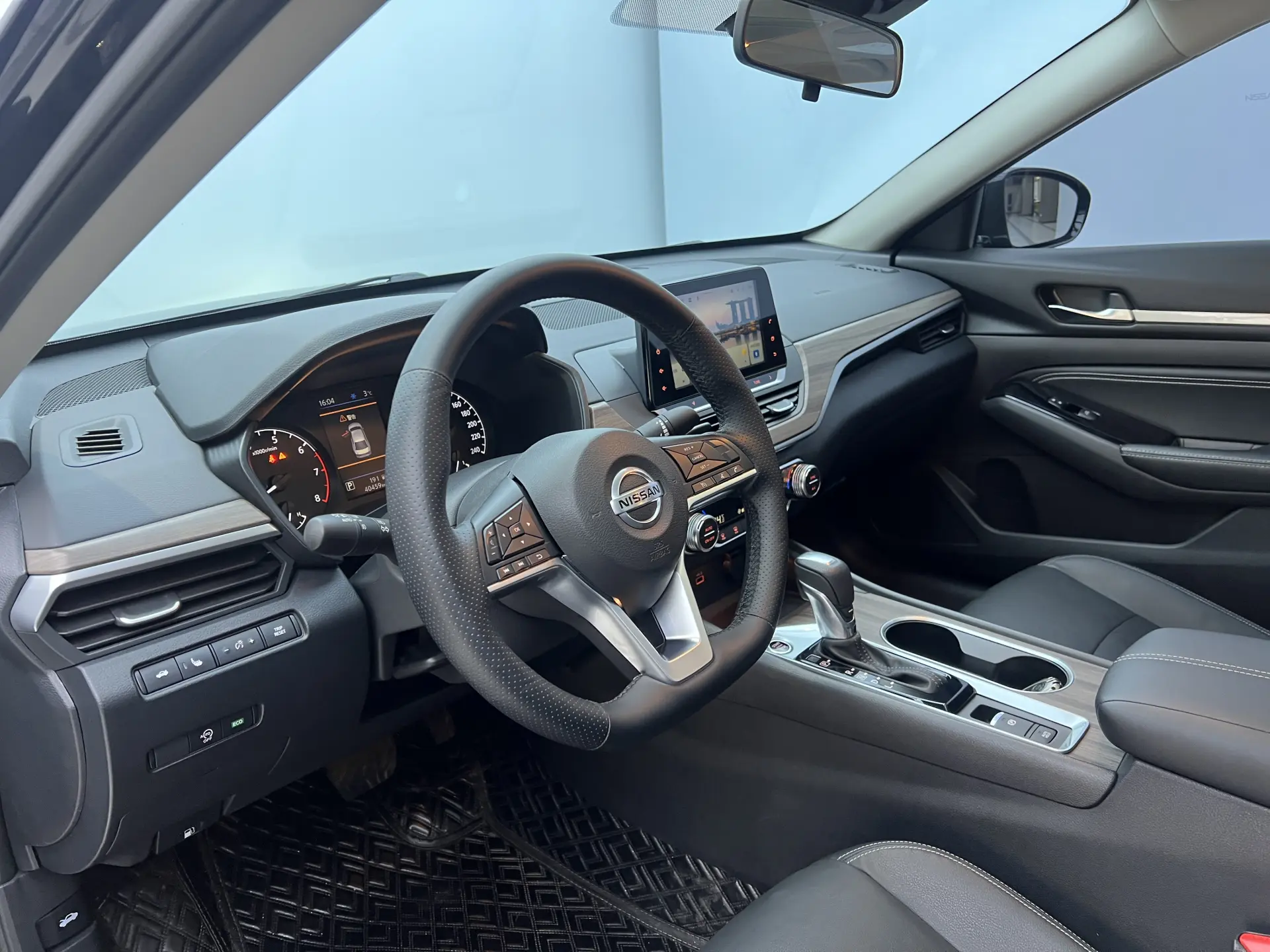 Nissan Teana, 2023 9