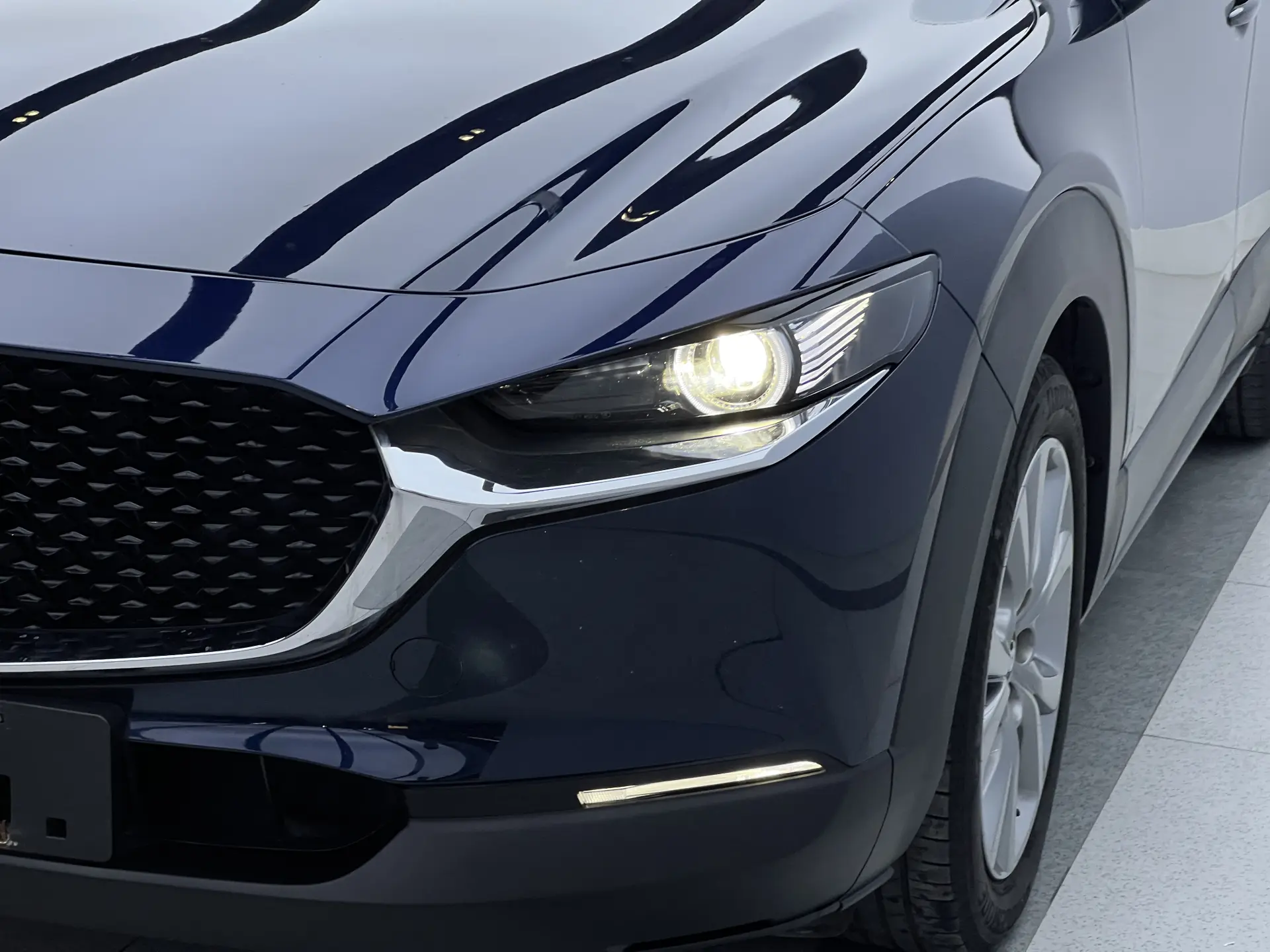 Mazda CX-30, 2022 все фото