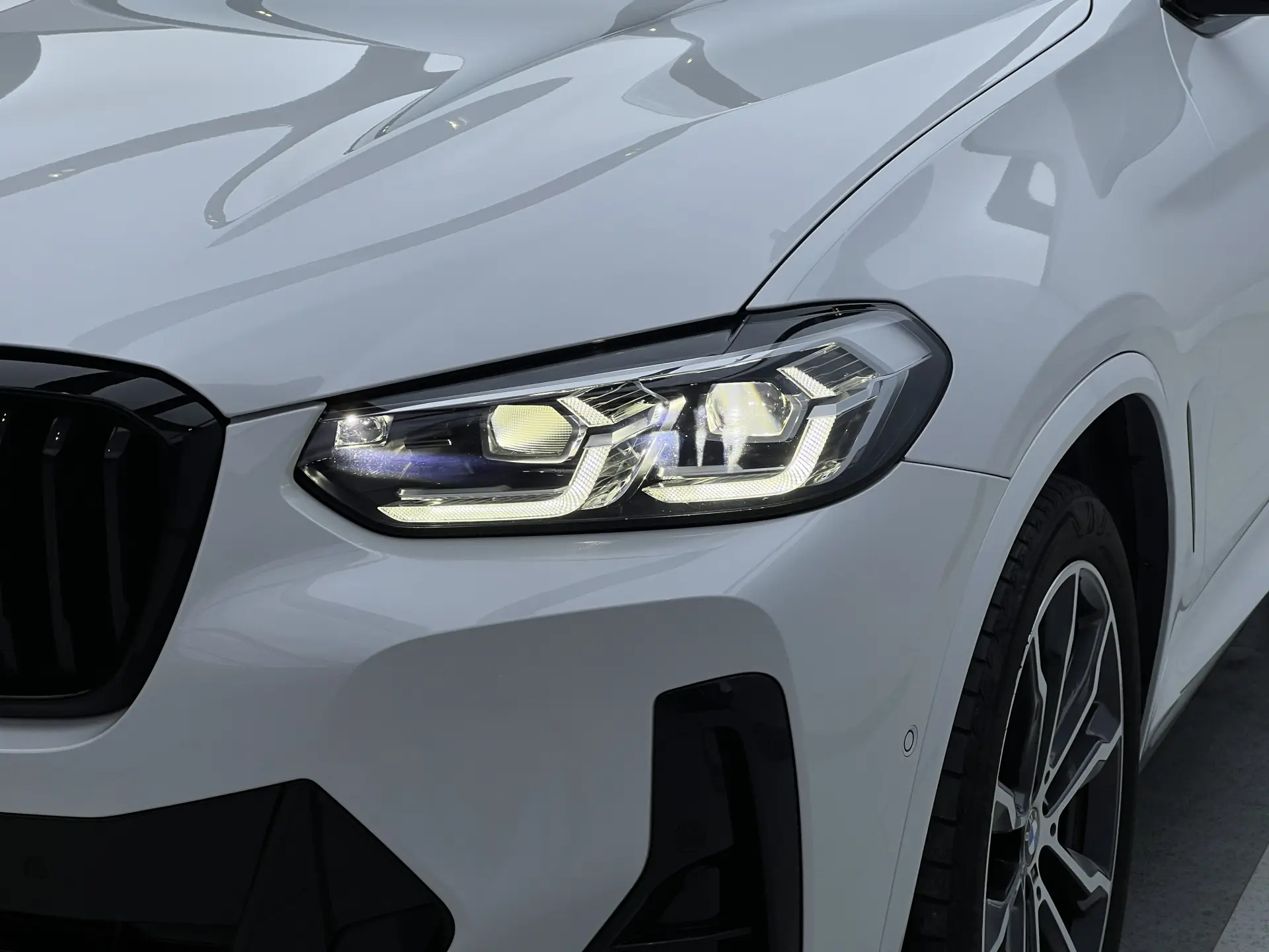 BMW X3, 2023 все фото