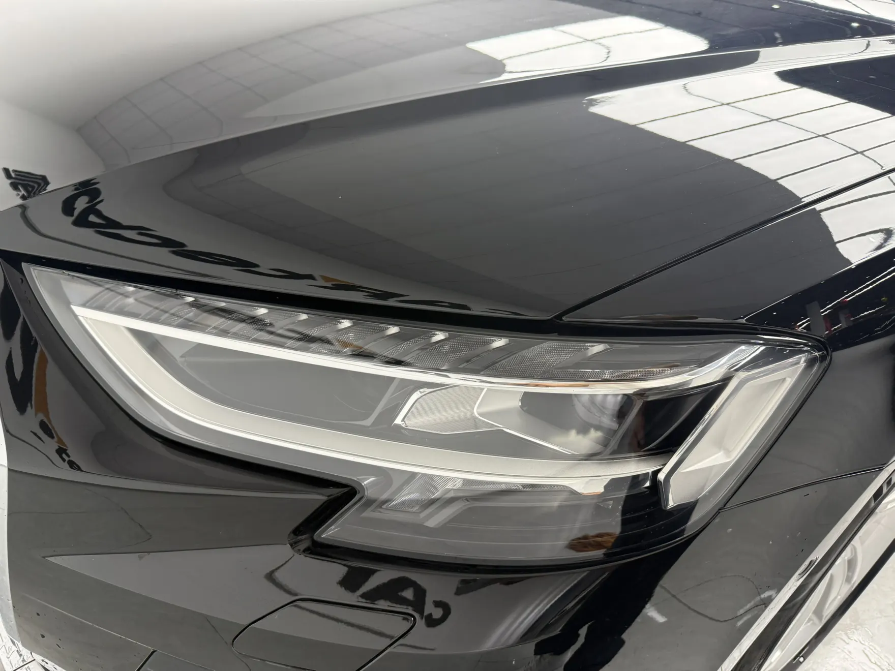 Audi A8L 50 TFSI, 2023 все фото