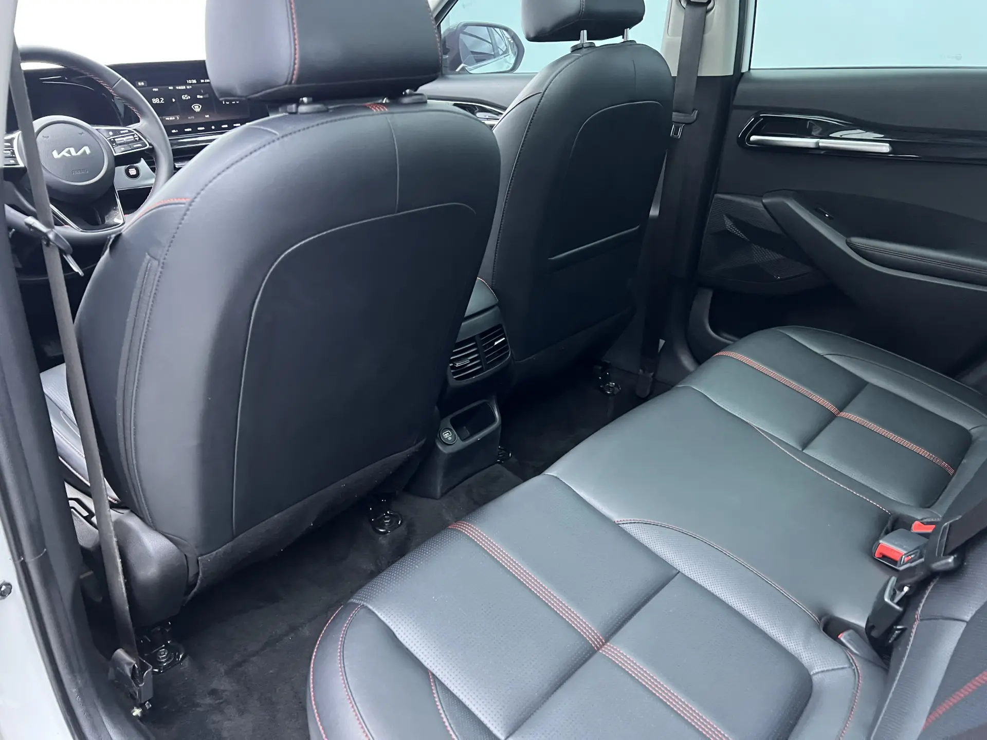 Kia KX3, 2023 13