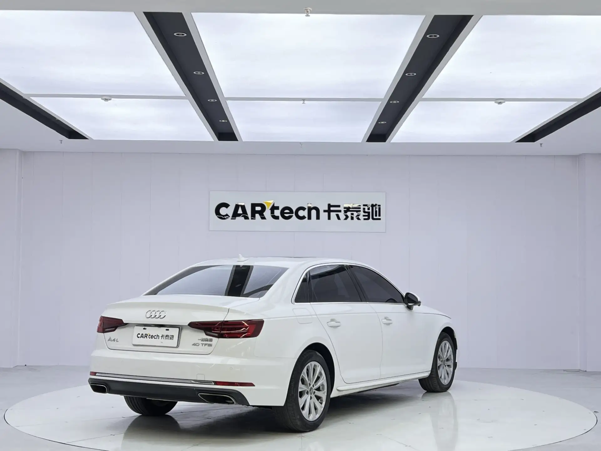 Audi A4L 40 TFSI, 2019 все фото