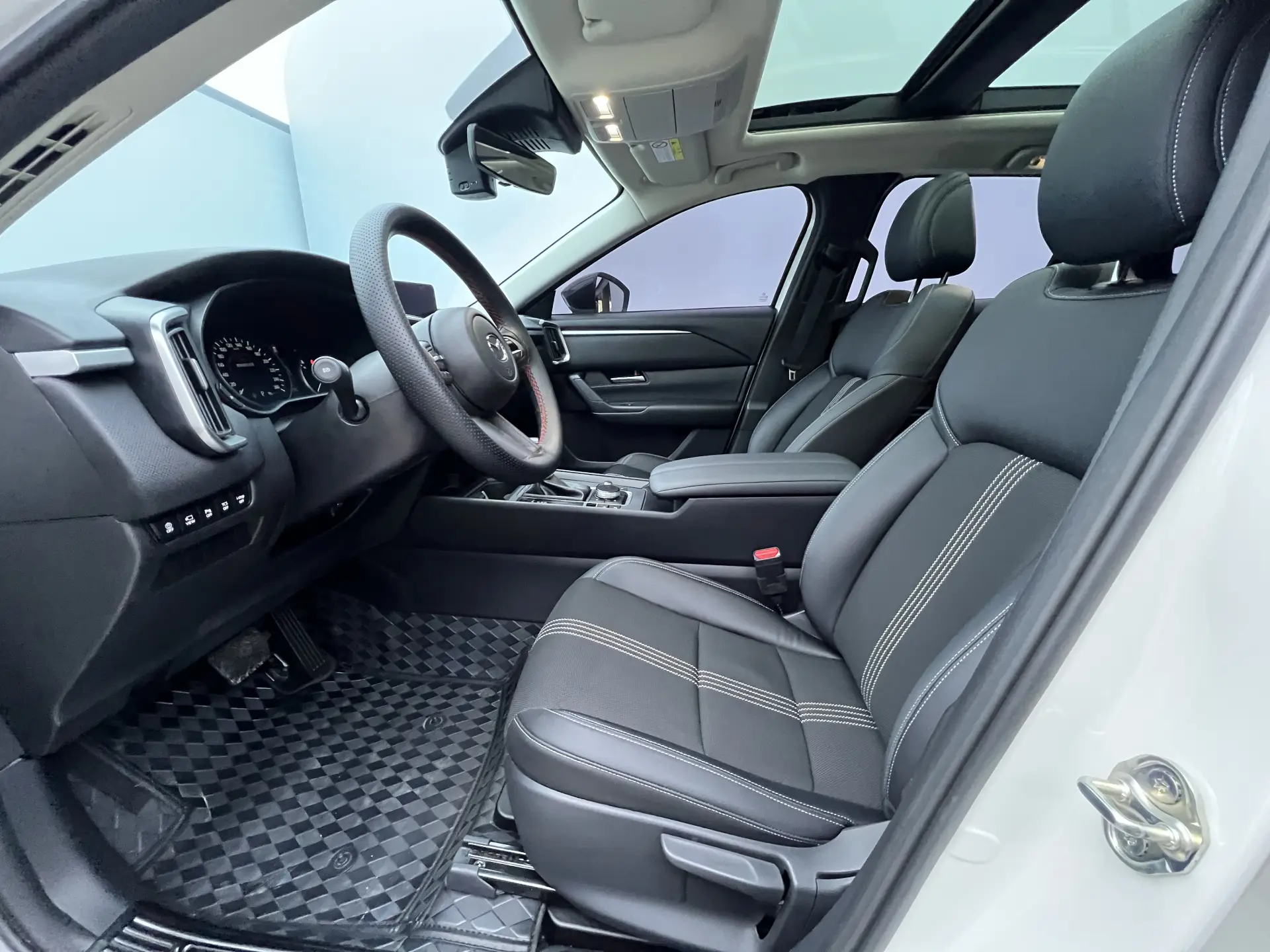 Mazda CX-50, 2023 10