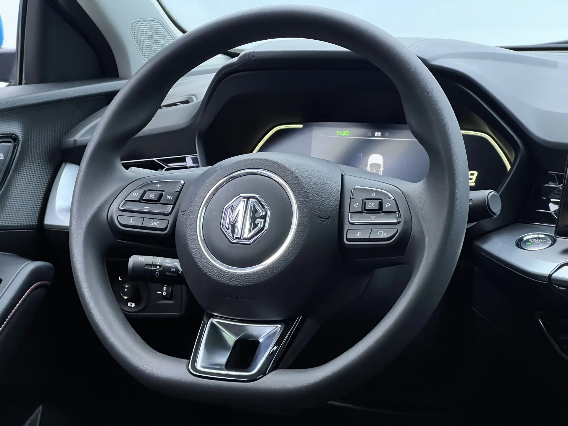 MG 5, 2022 25