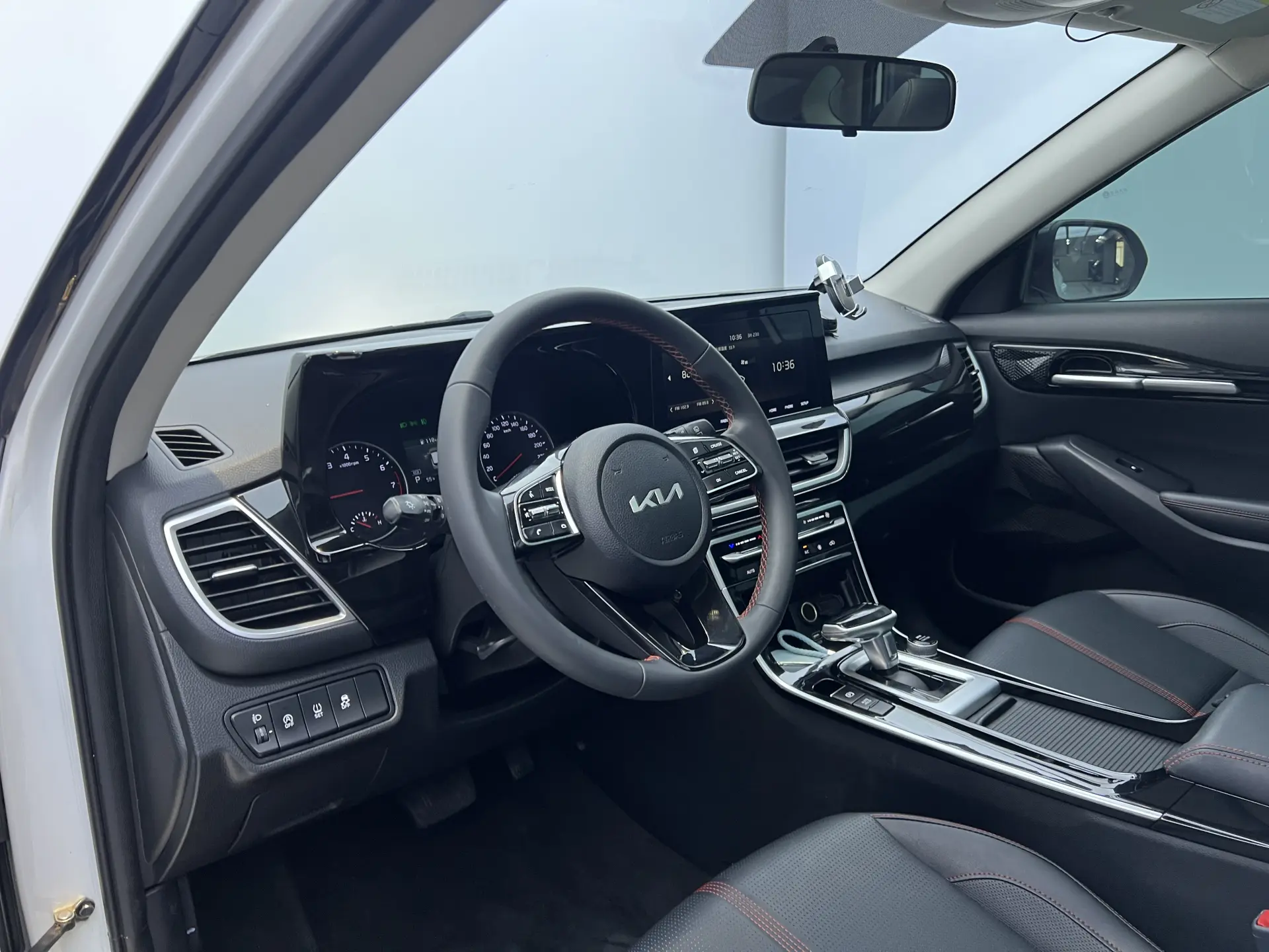 Kia KX3, 2023 8