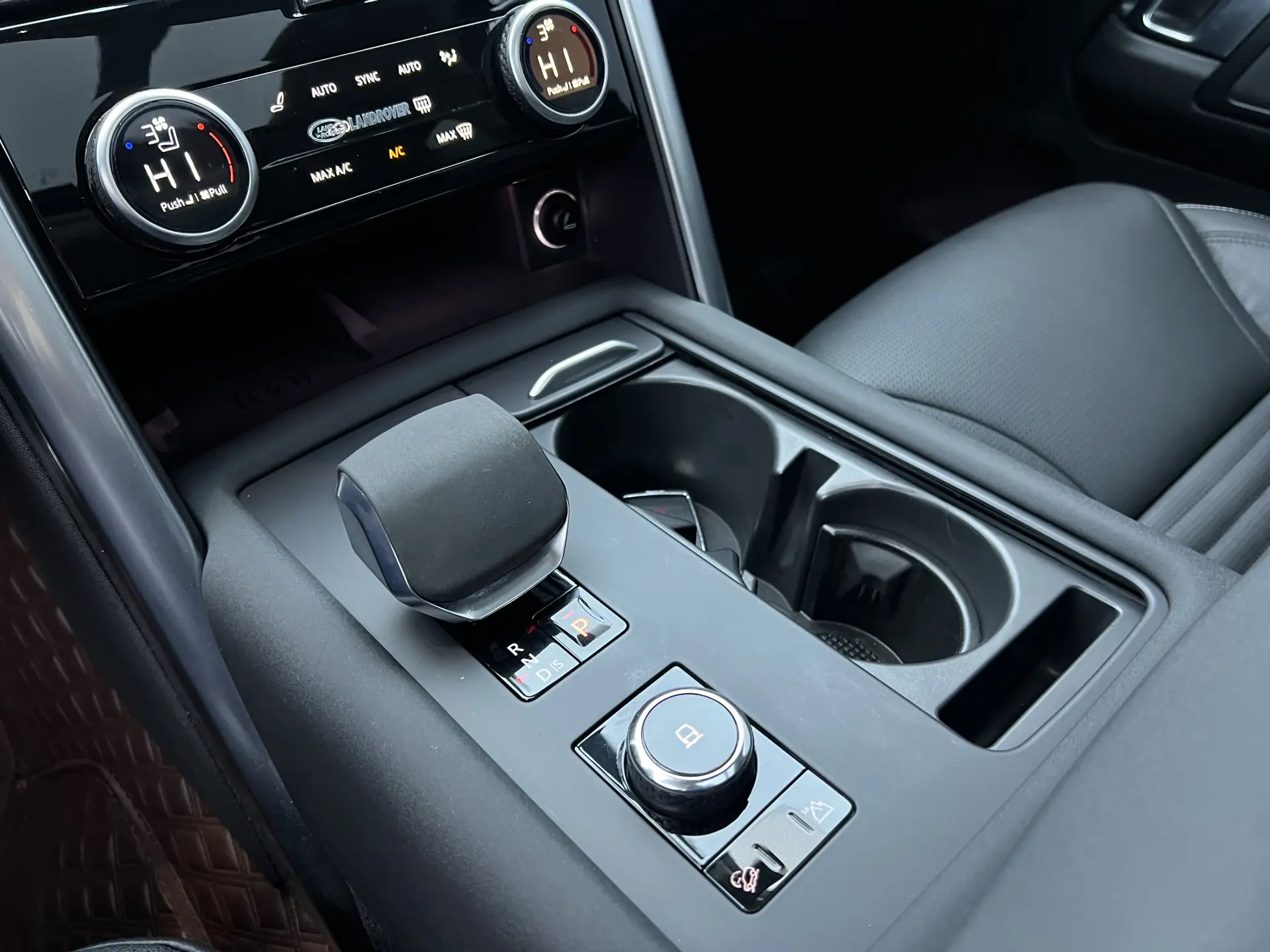 Land Rover Discovery, 2023 10