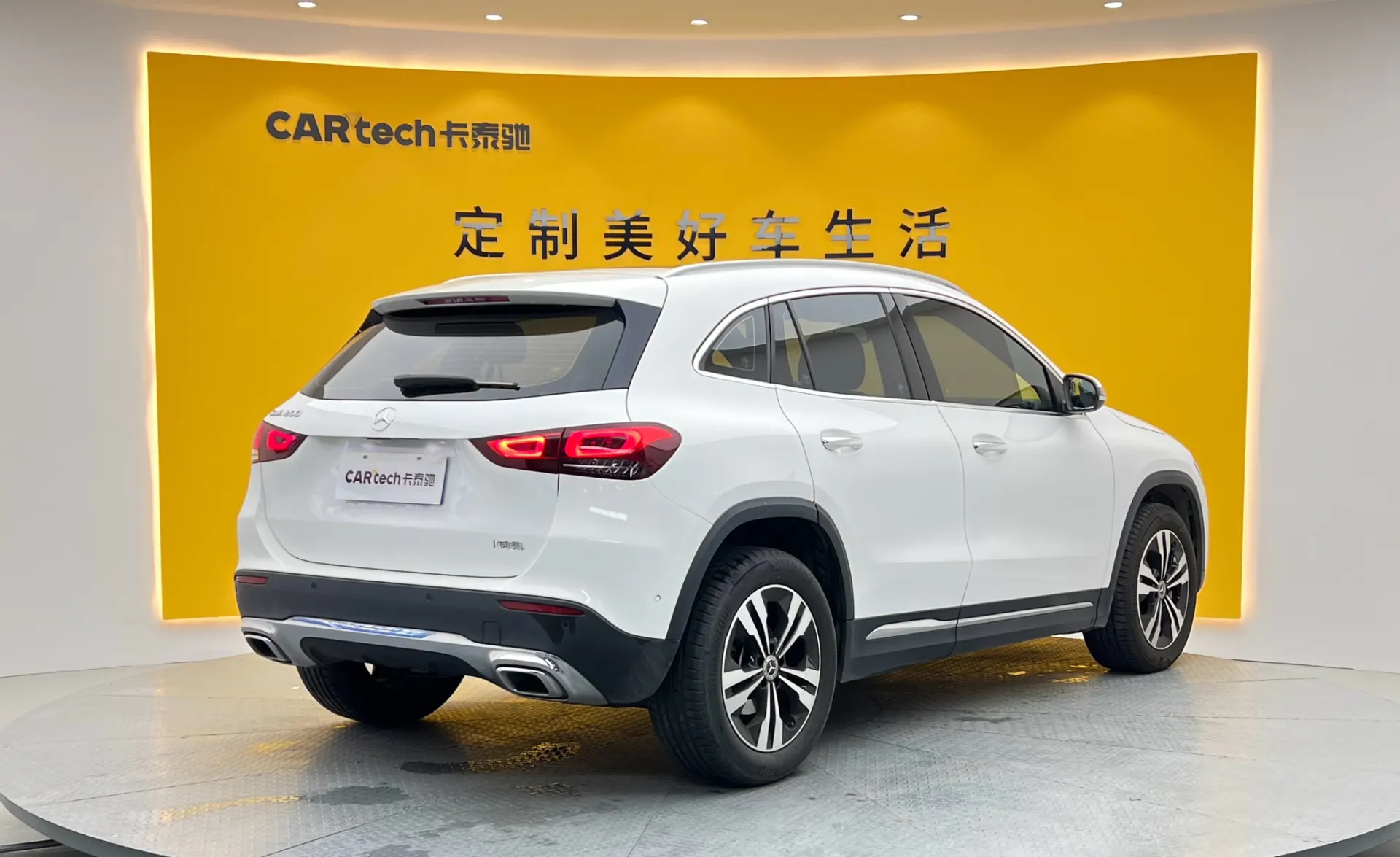 Mercedes-Benz GLA 200, 2022 все фото