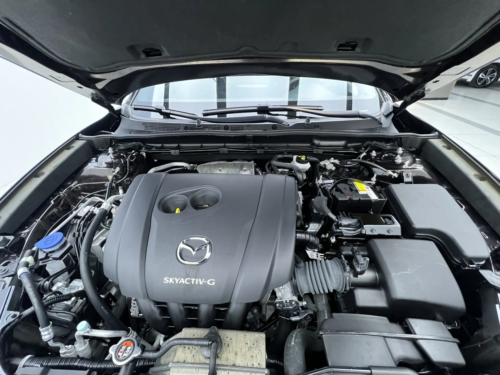 Mazda CX-4, 2023 25