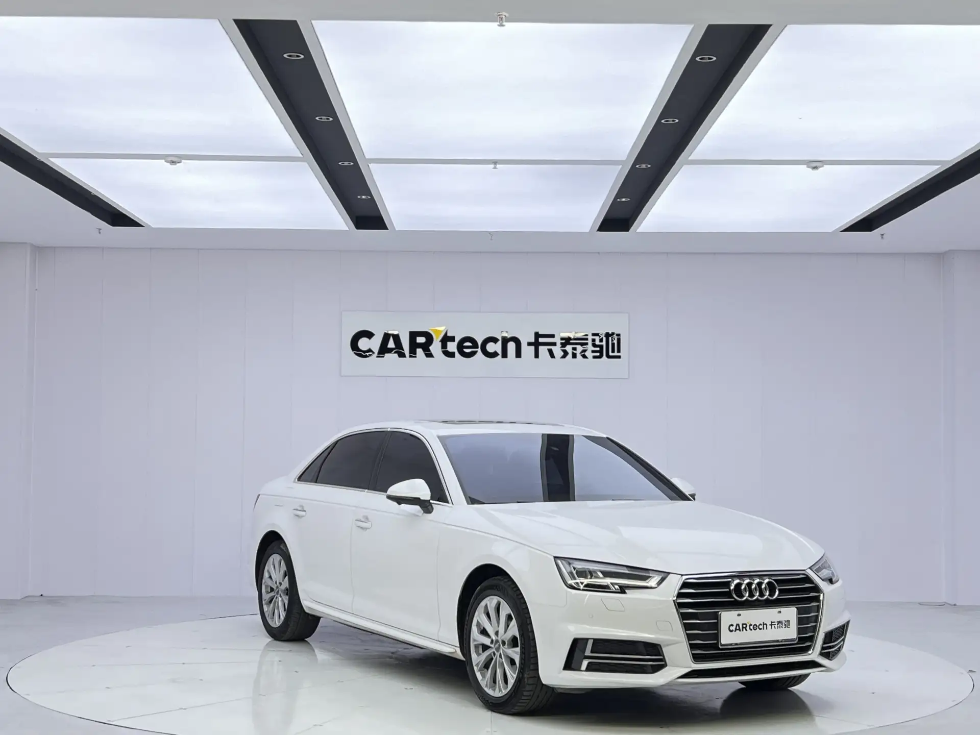 Audi A4L 40 TFSI, 2019 2