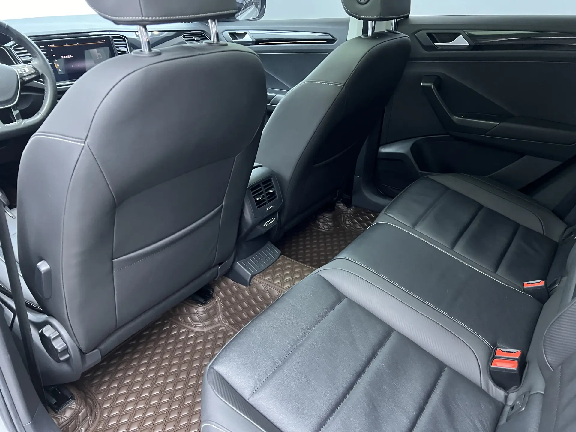 Volkswagen T-ROC, 2022 14