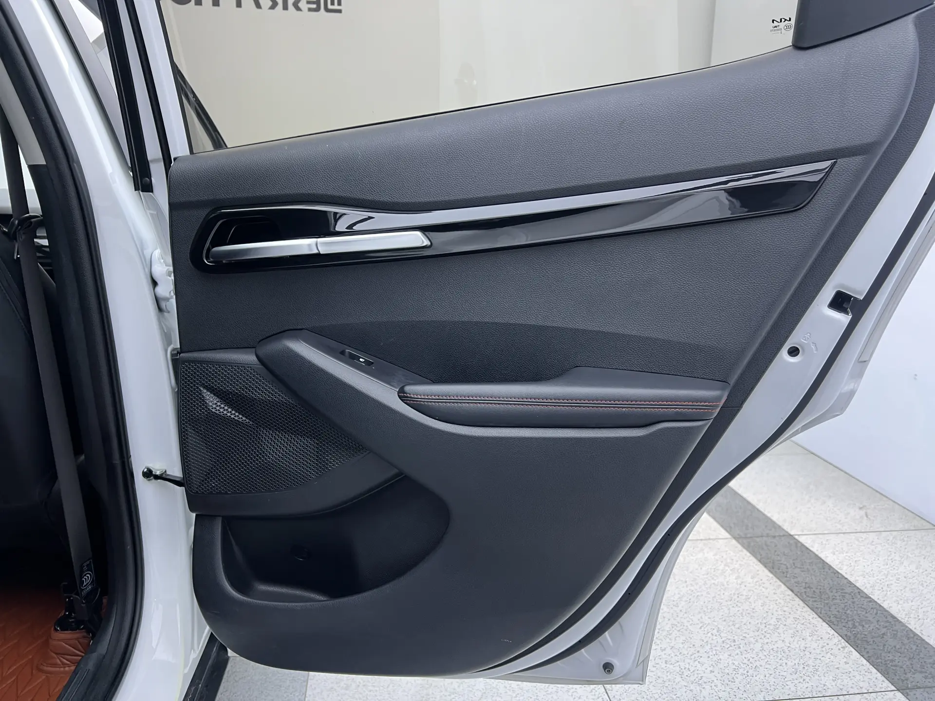 Kia KX3, 2023 18