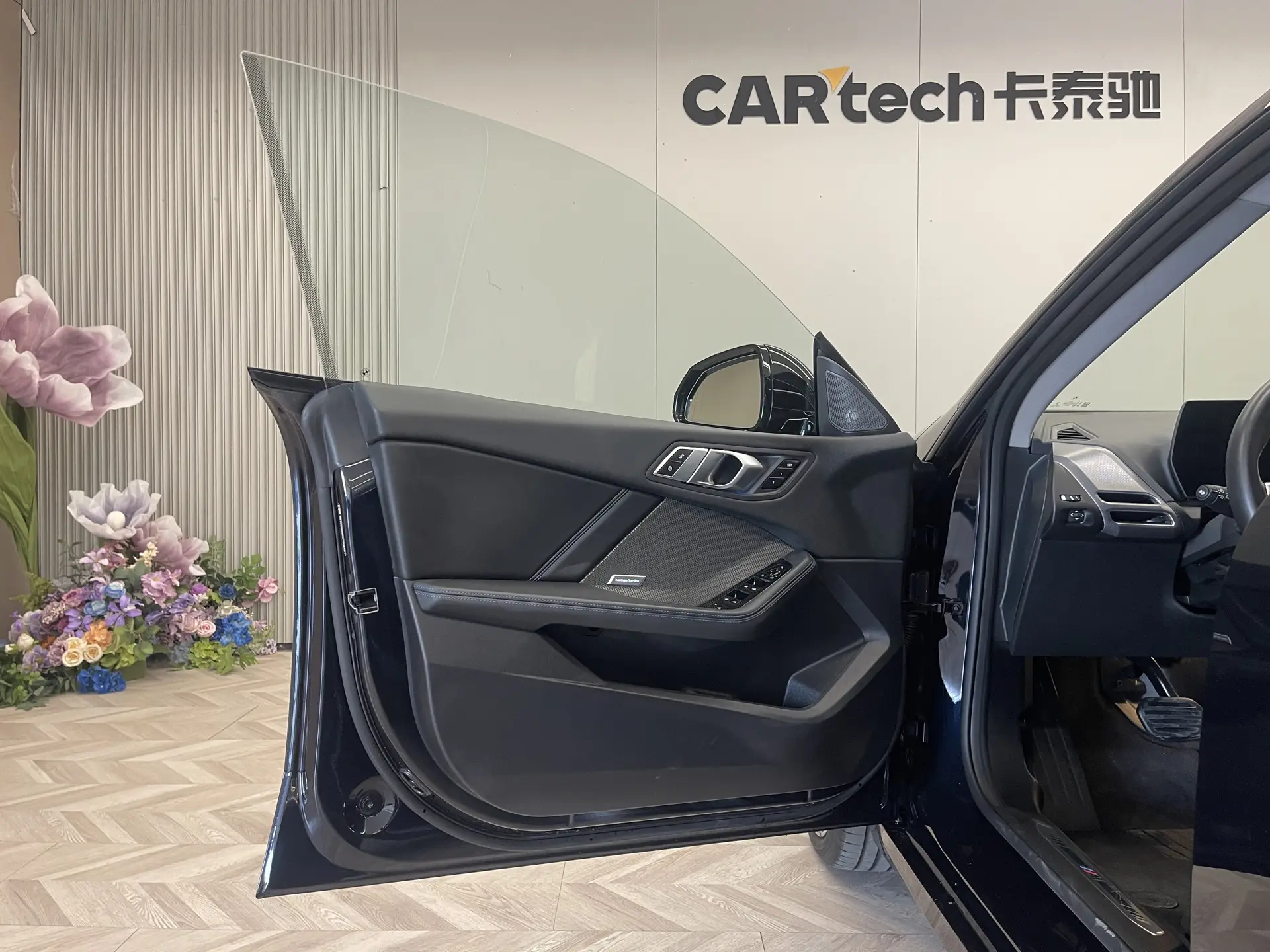 BMW 225L, 2025 18