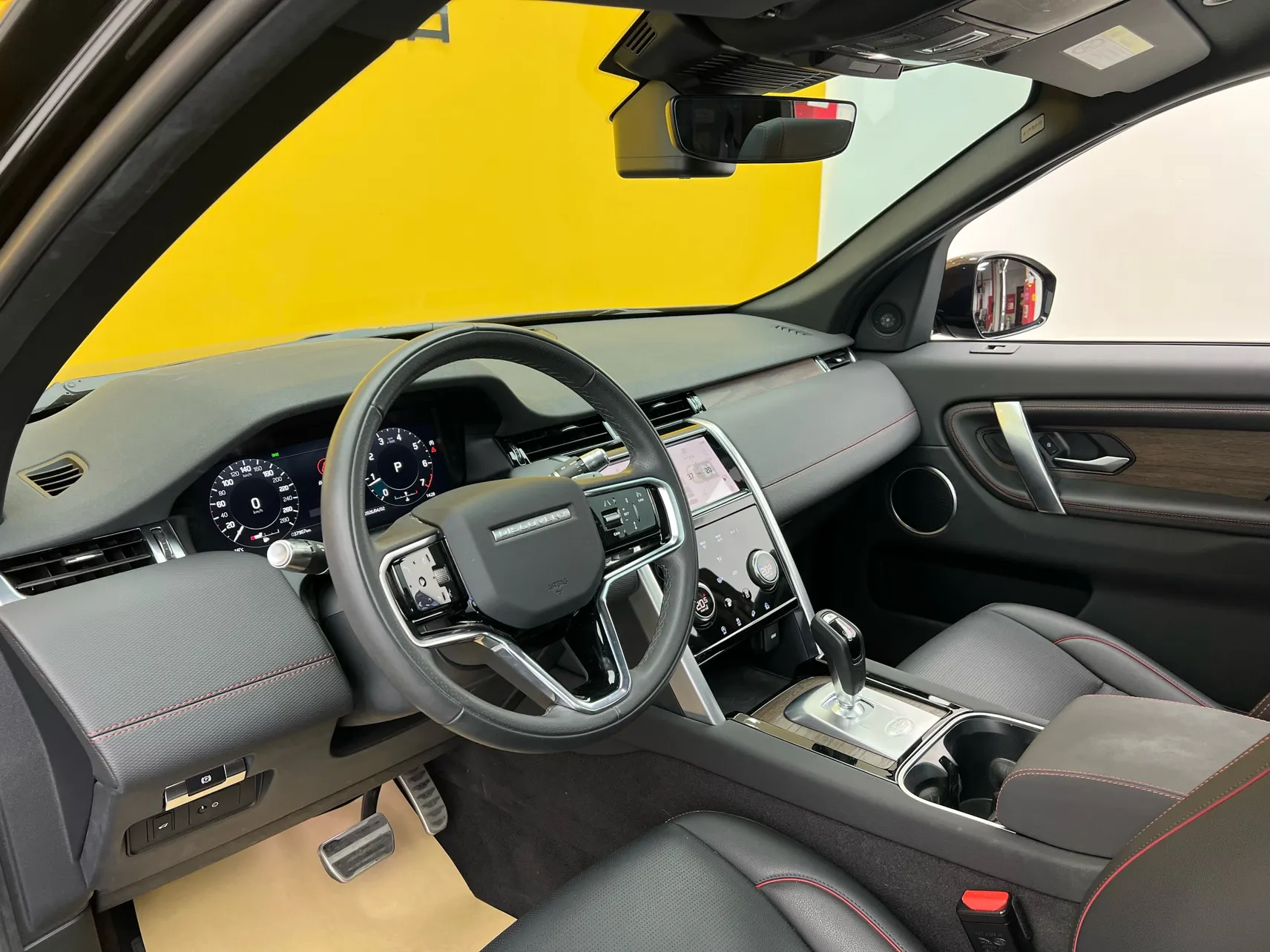 Land Rover Discovery Sport, 2022 29
