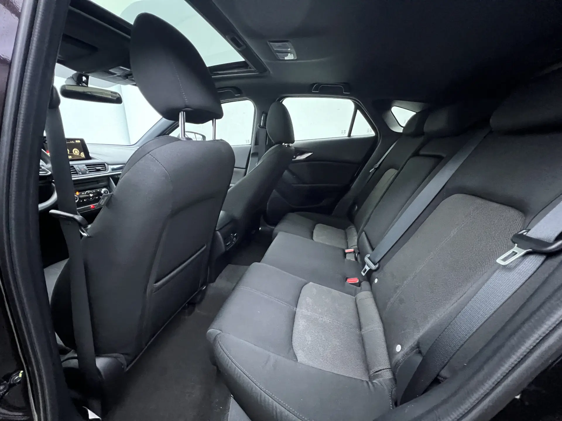 Mazda CX-4, 2023 12