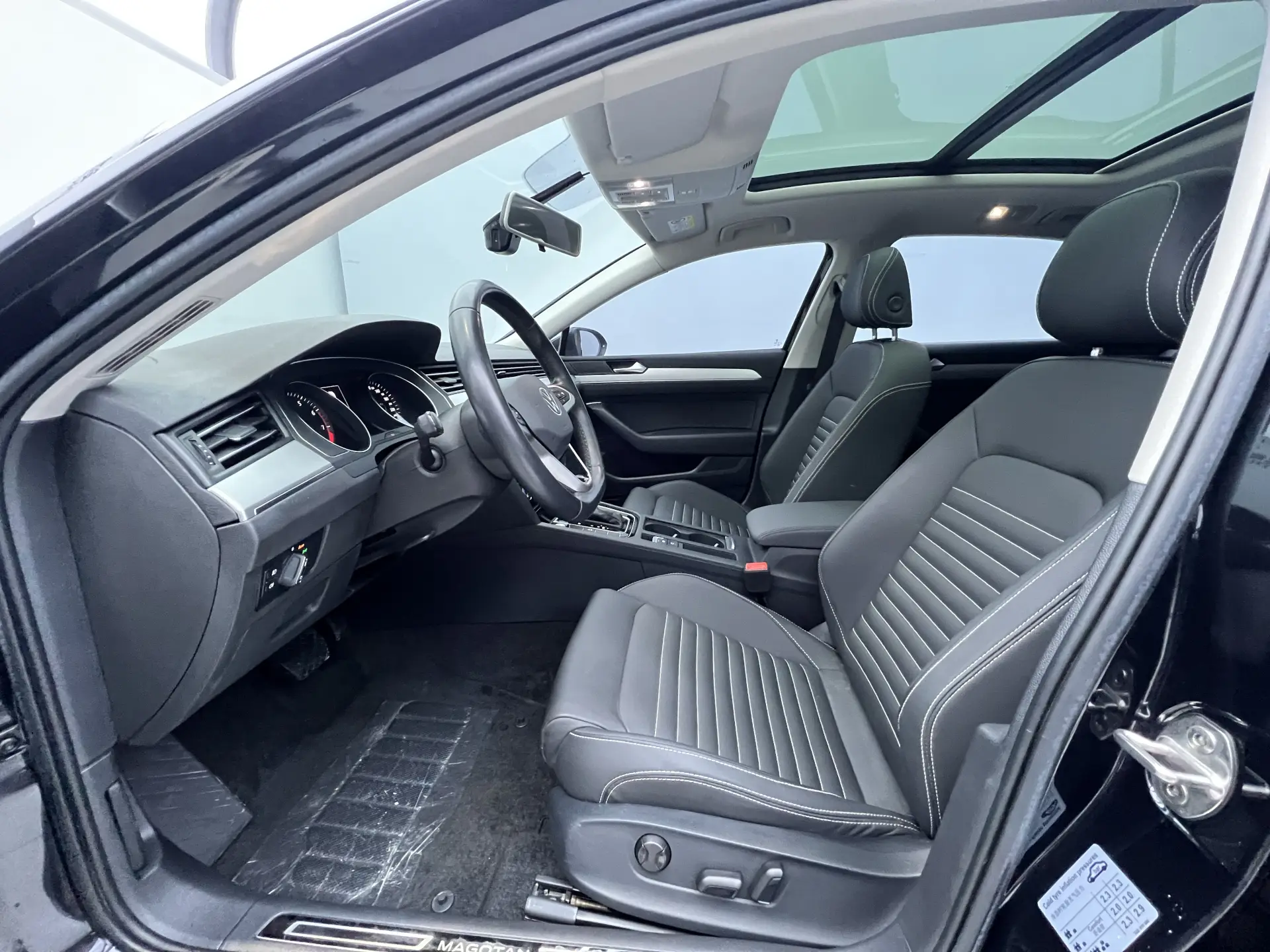 Volkswagen Magotan, 2021 11
