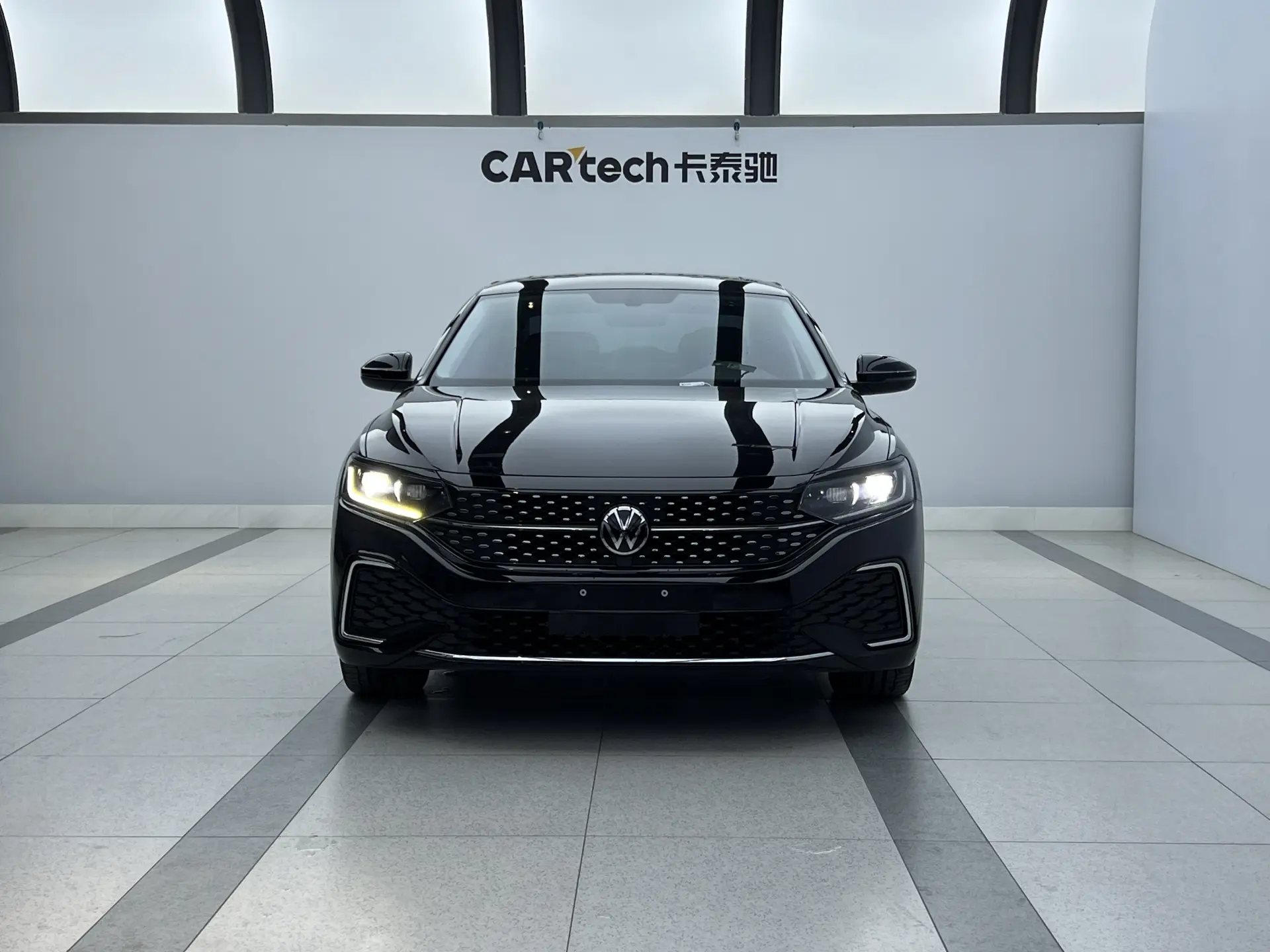 Volkswagen Passat, 2024 2
