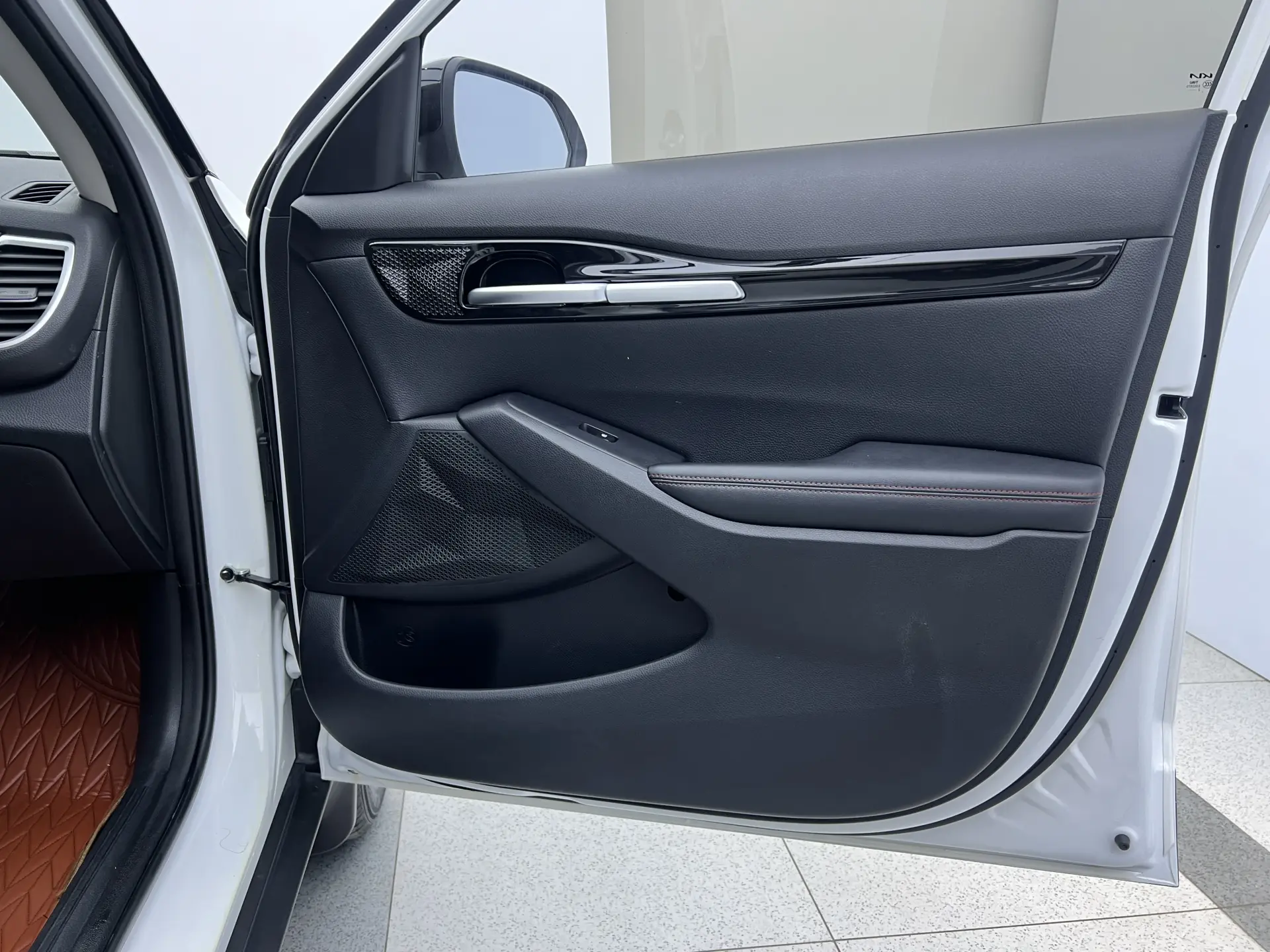 Kia KX3, 2023 22