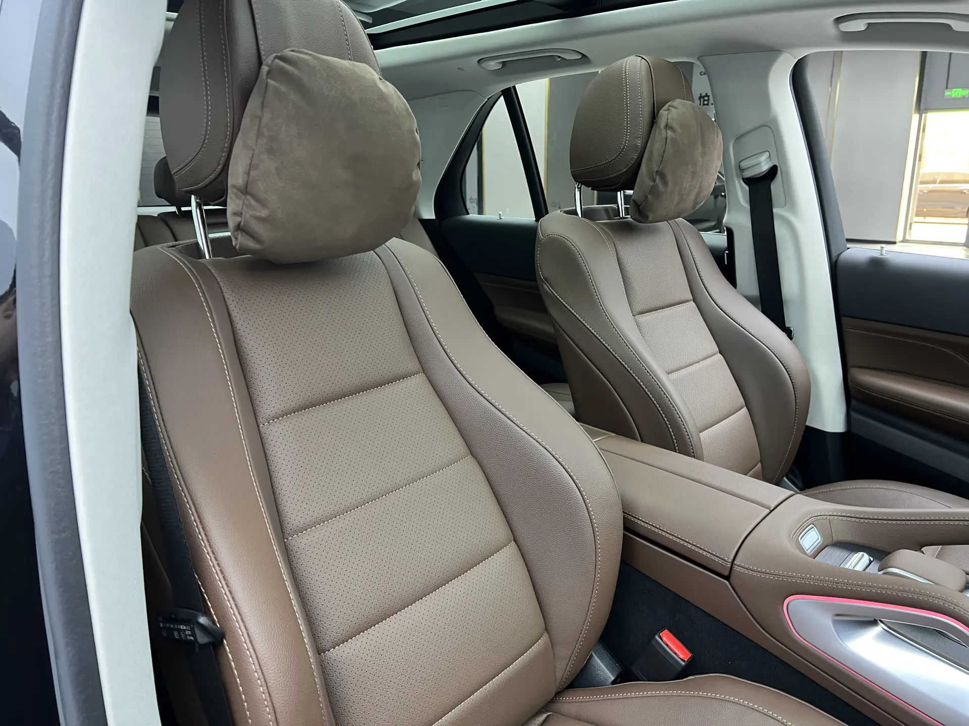 Mercedes-Benz GLE 450 4MATIC, 2025 23