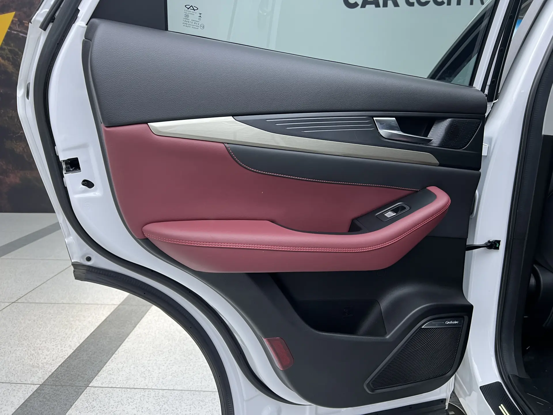 Jetour X70, 2023 16
