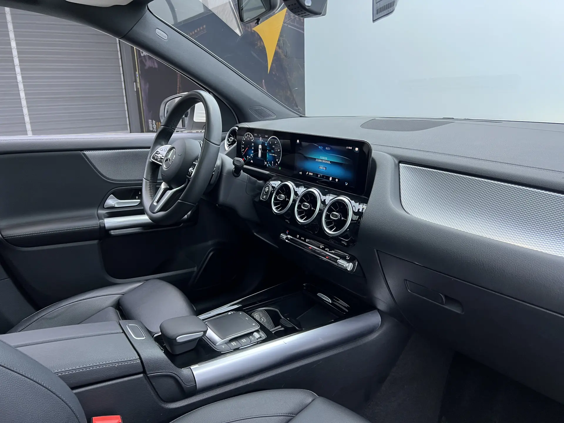Mercedes-Benz GLA 200, 2022 20