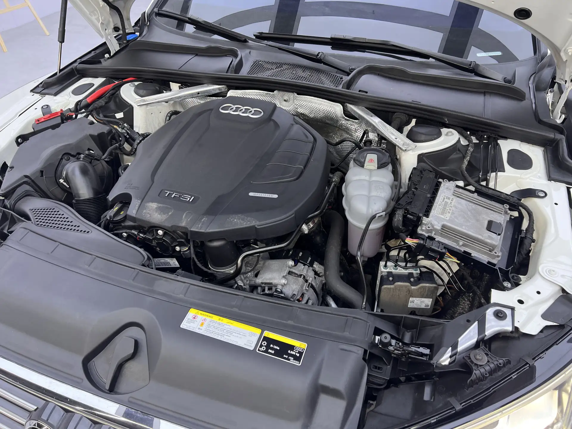 Audi A4L 40 TFSI, 2019 12
